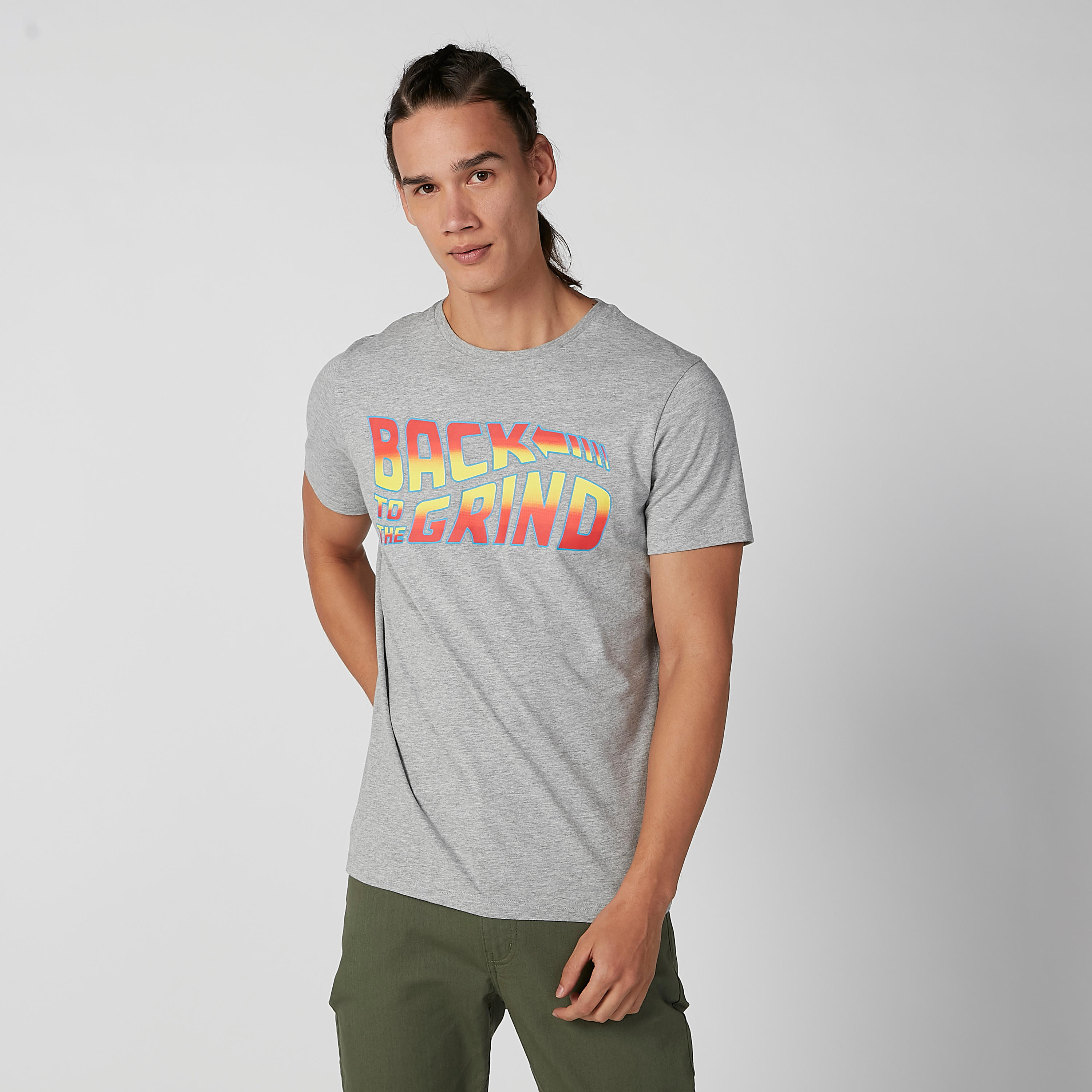 تيشيرت بياقة مستديرة وأكمام قصيرة وطبعات-men-clothing-tshirtsandpolos-tshirts-image-1