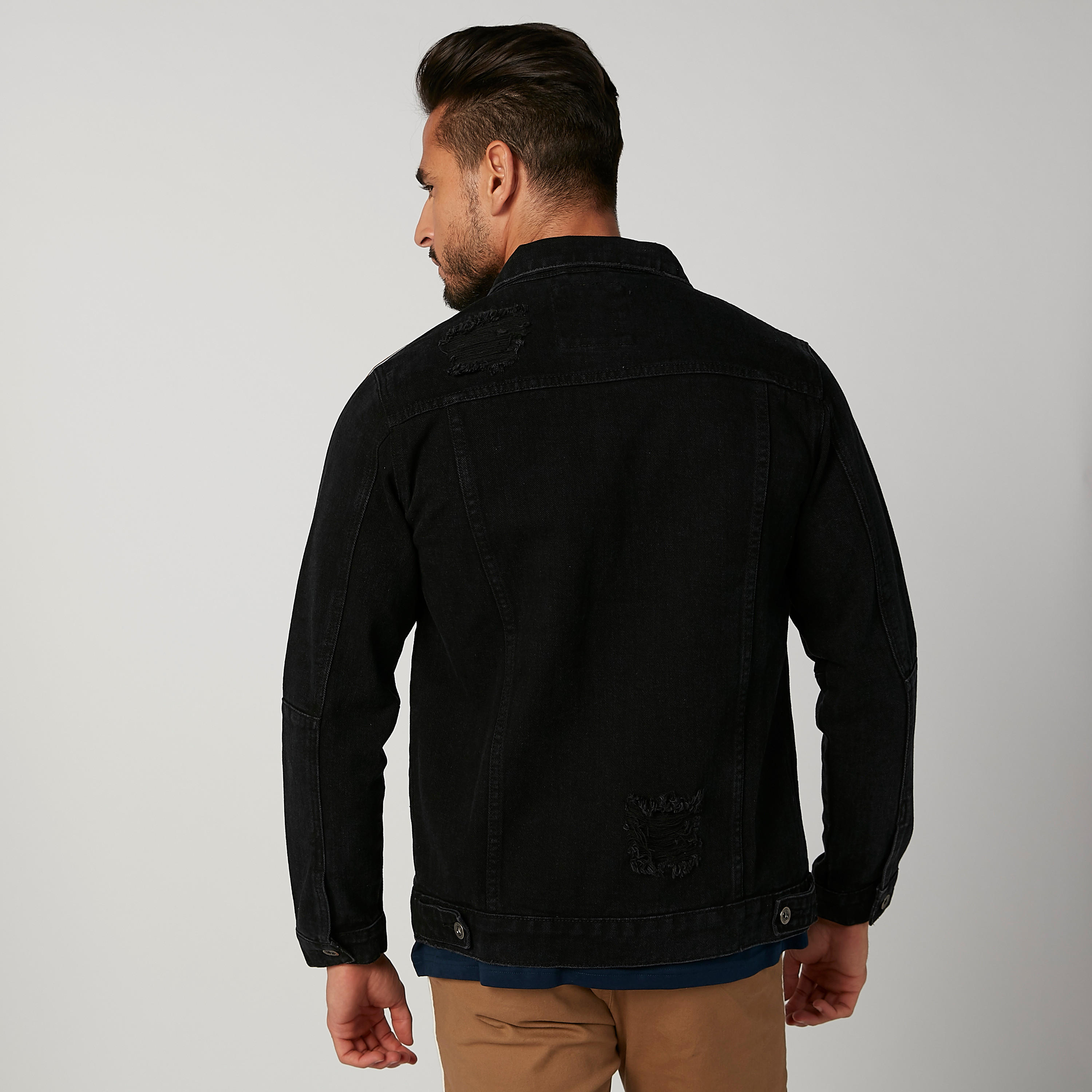 جاكيت جينز بأكمام طويلة وجيوب بطيّة-men-clothing-jacketsandblazers-jackets-image-2