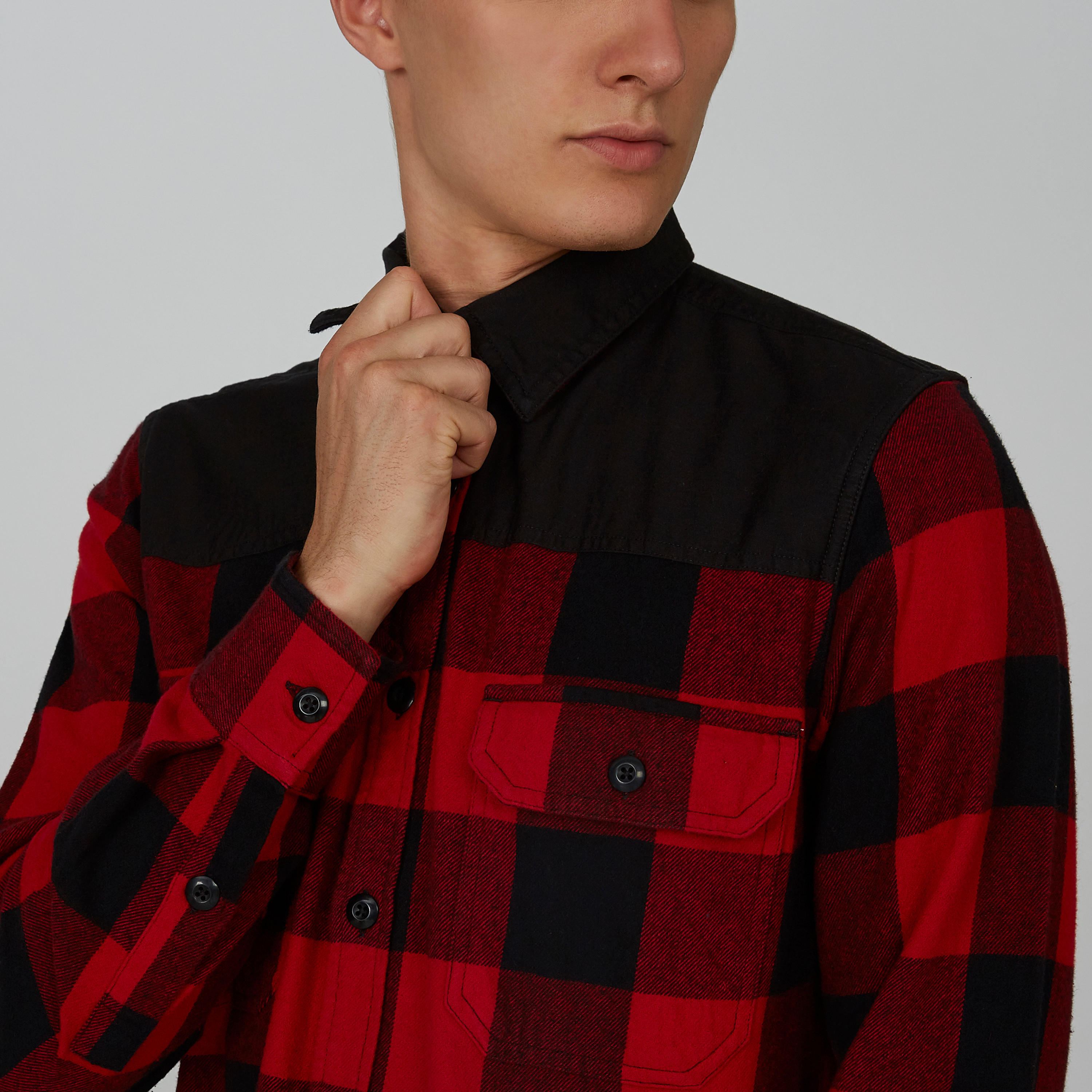 قميص كاروهات بياقة عاديّة وأكمام طويلة-men-clothing-shirts-image-4