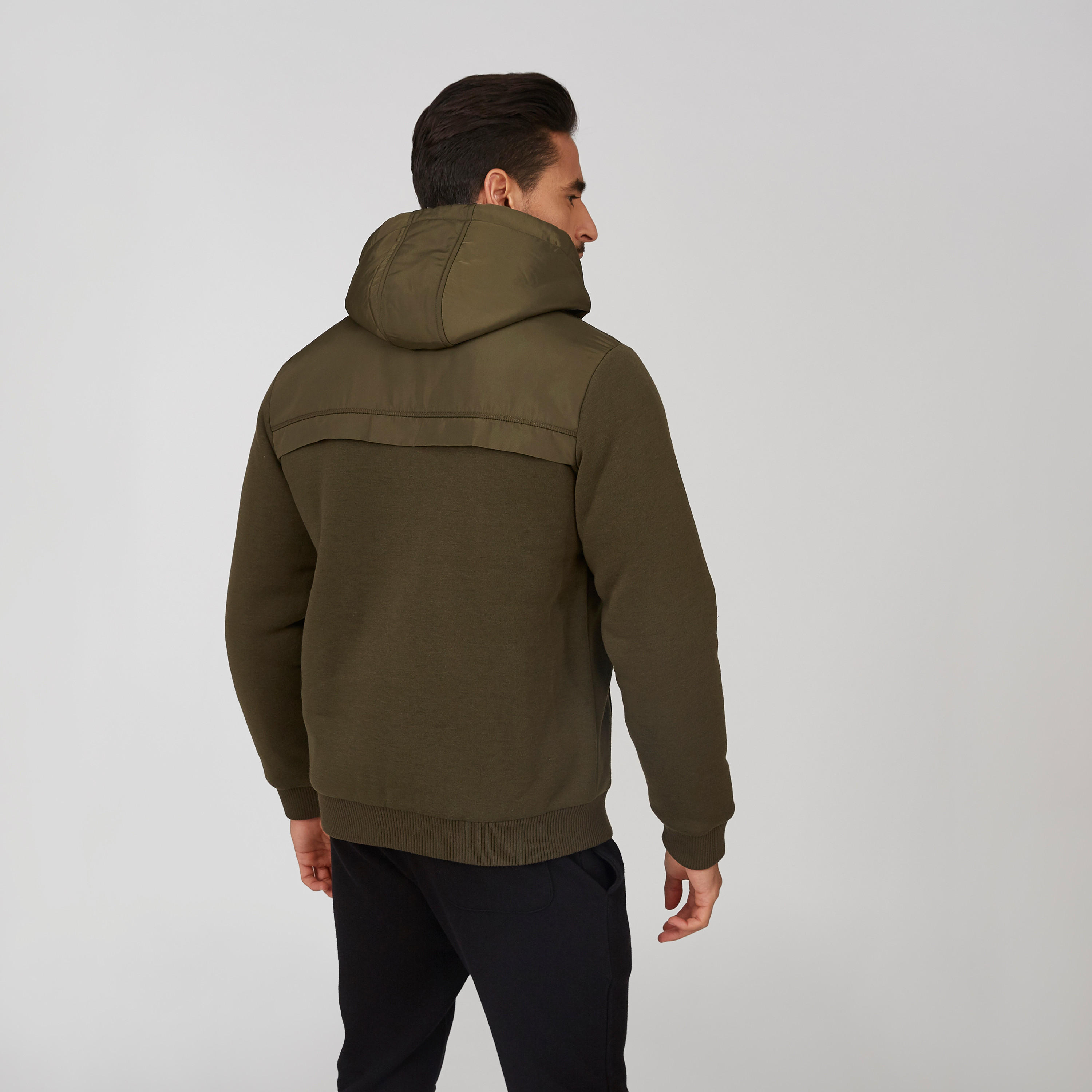 جاكيت بارز الملمس بأكمام طويلة وقبّعة باركا-men-clothing-jacketsandblazers-jackets-image-2