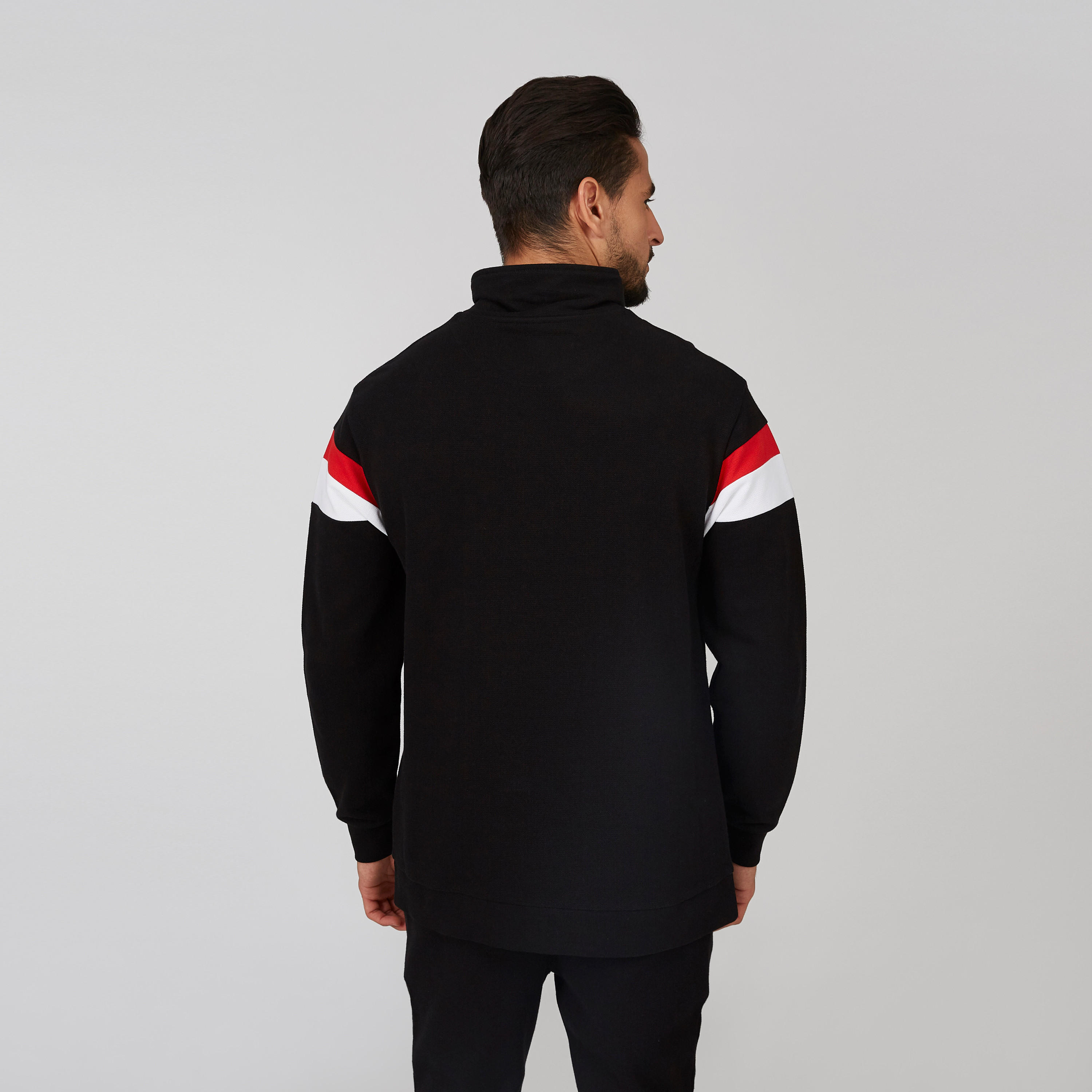 سويت شيرت بقبعة وأكمام طويلة وطبعات-men-winterwear-hoodiesandsweatshirts-image-4