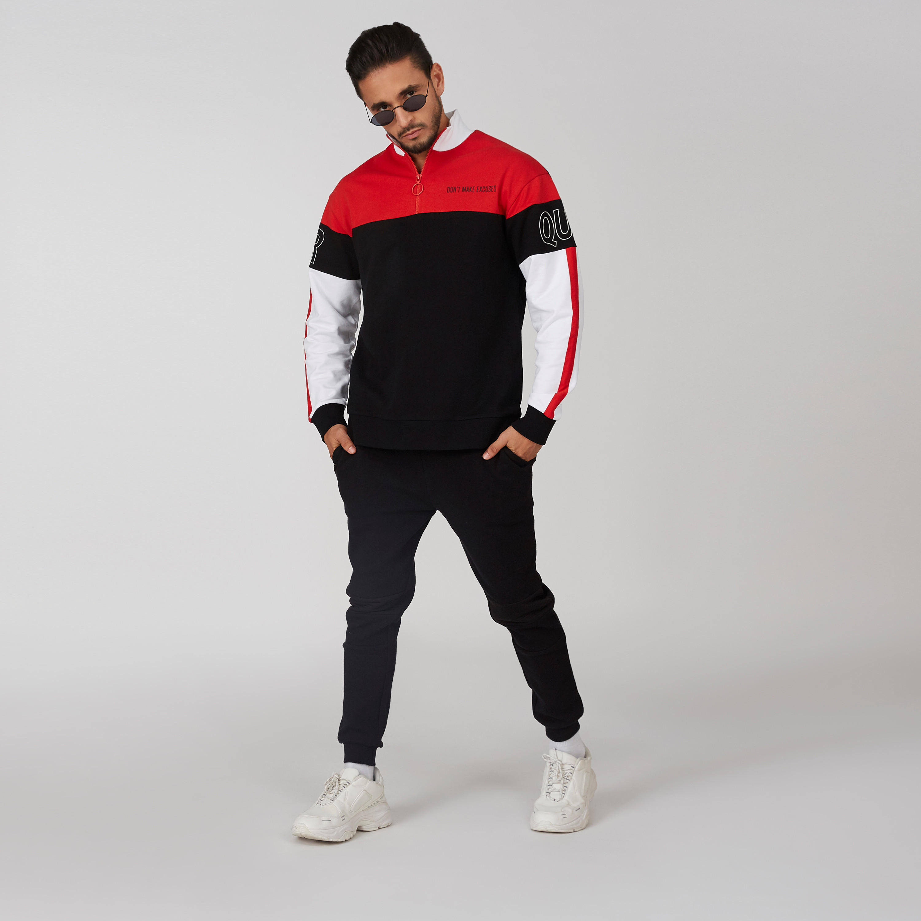 سويت شيرت بياقة عالية وسحّاب وطبعات-men-winterwear-hoodiesandsweatshirts-image-3