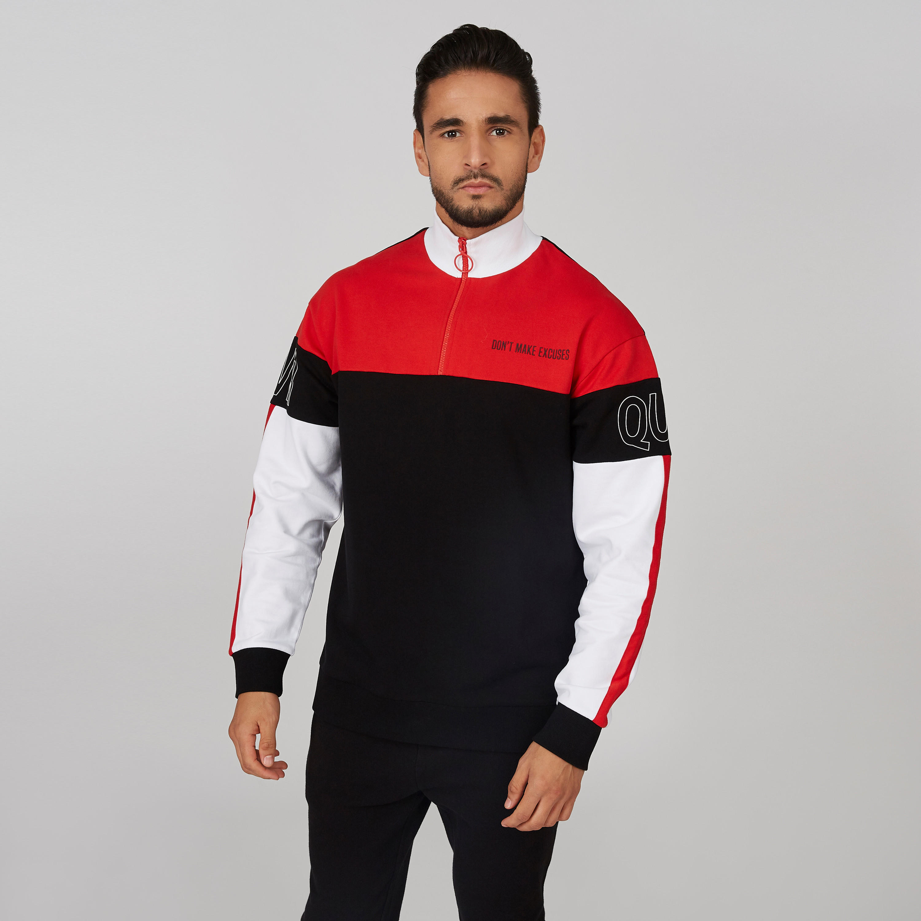 سويت شيرت بياقة عالية وسحّاب وطبعات-men-winterwear-hoodiesandsweatshirts-image-2