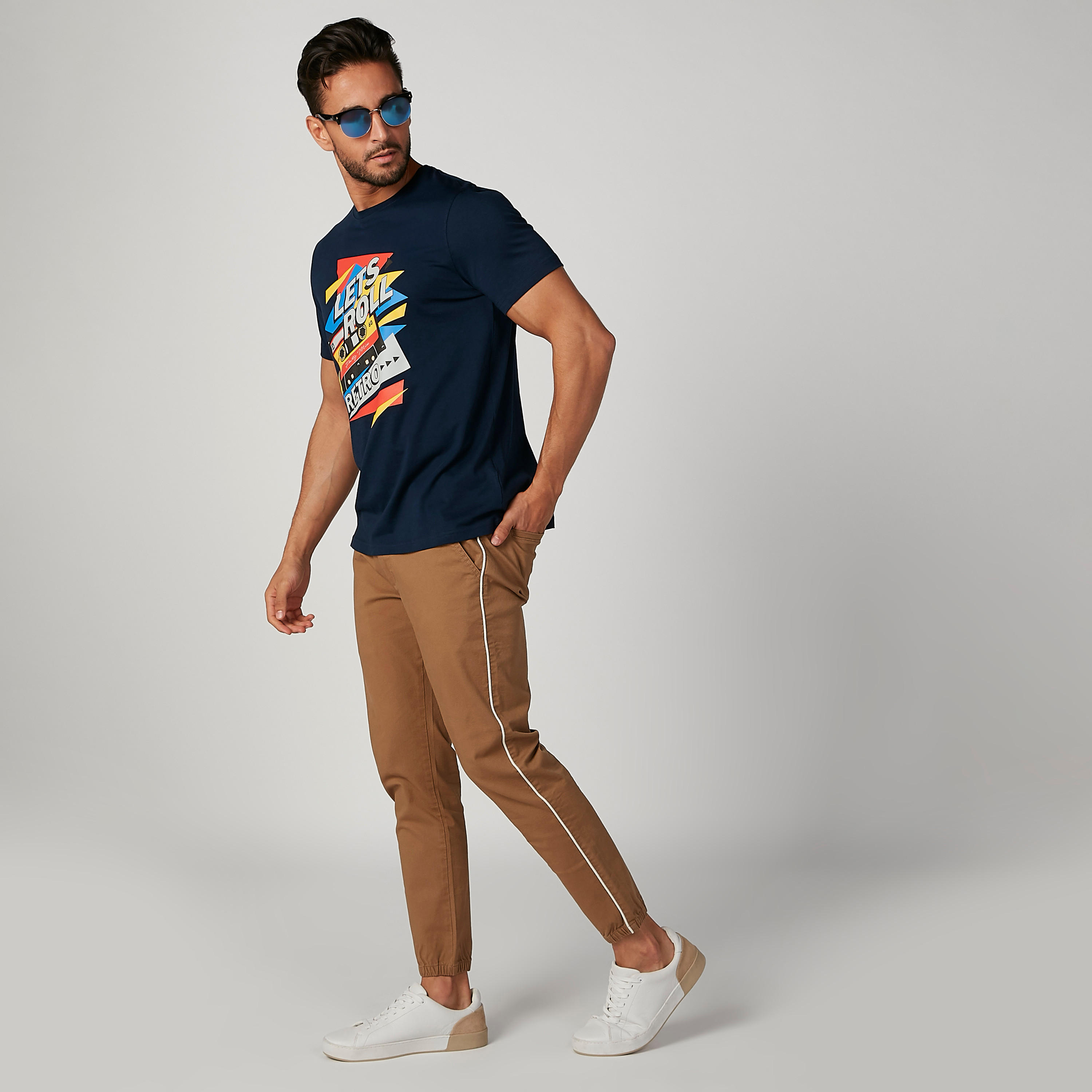 بنطلون رياضي سادة بجيوب وحلقات للحزام-men-clothing-bottoms-joggers-image-1