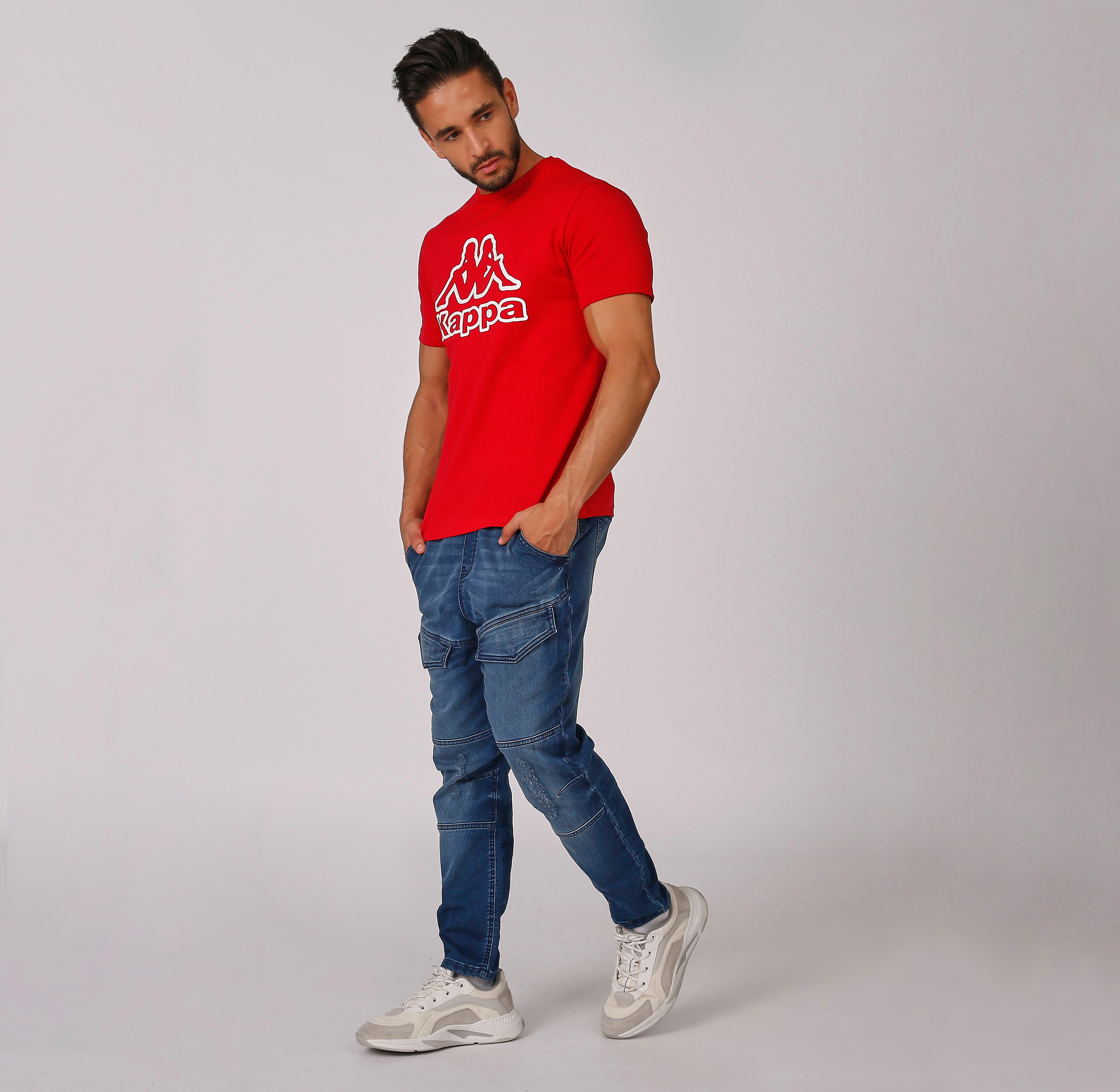 بنطلون جينز بارز الملمس بخصر متوسط الارتفاع ورباط وجيوب-men-clothing-bottoms-jeans-image-3