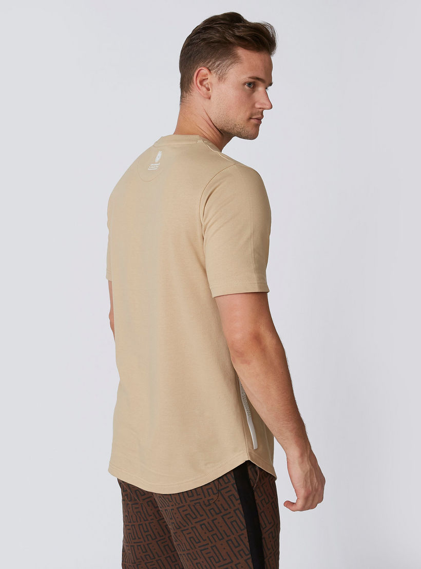 تيشيرت مستدام سليم وياقة ضيّقة وطبعات-men-clothing-tshirtsandpolos-tshirts-image-2