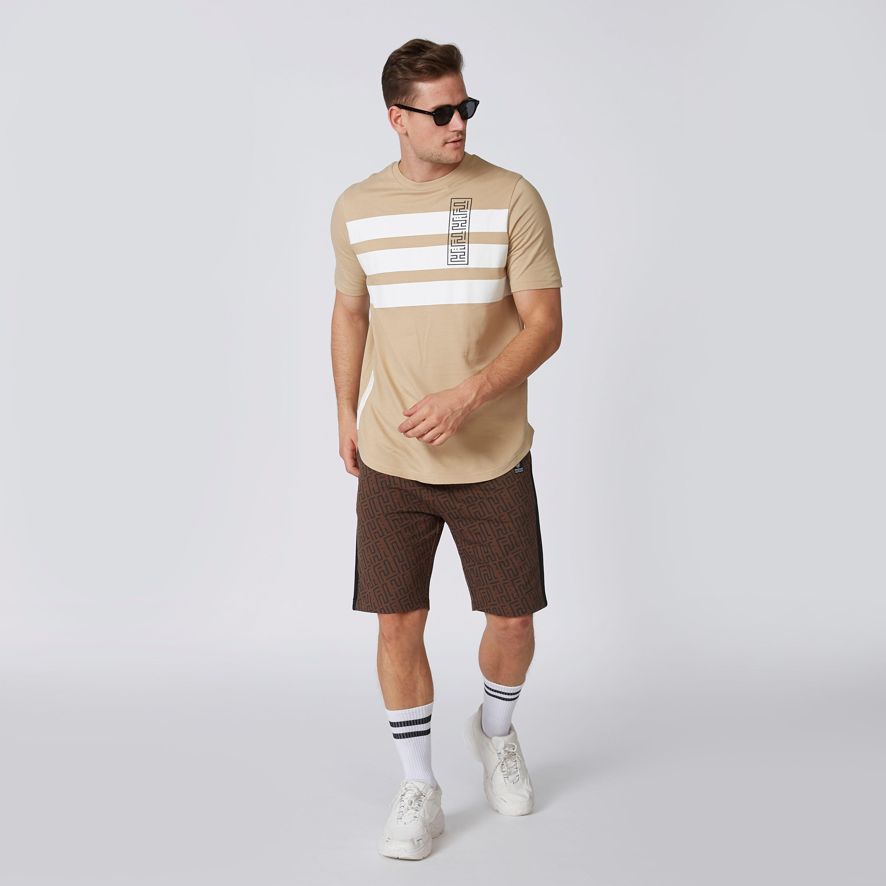 تيشيرت مستدام سليم وياقة ضيّقة وطبعات-men-clothing-tshirtsandpolos-tshirts-image-3