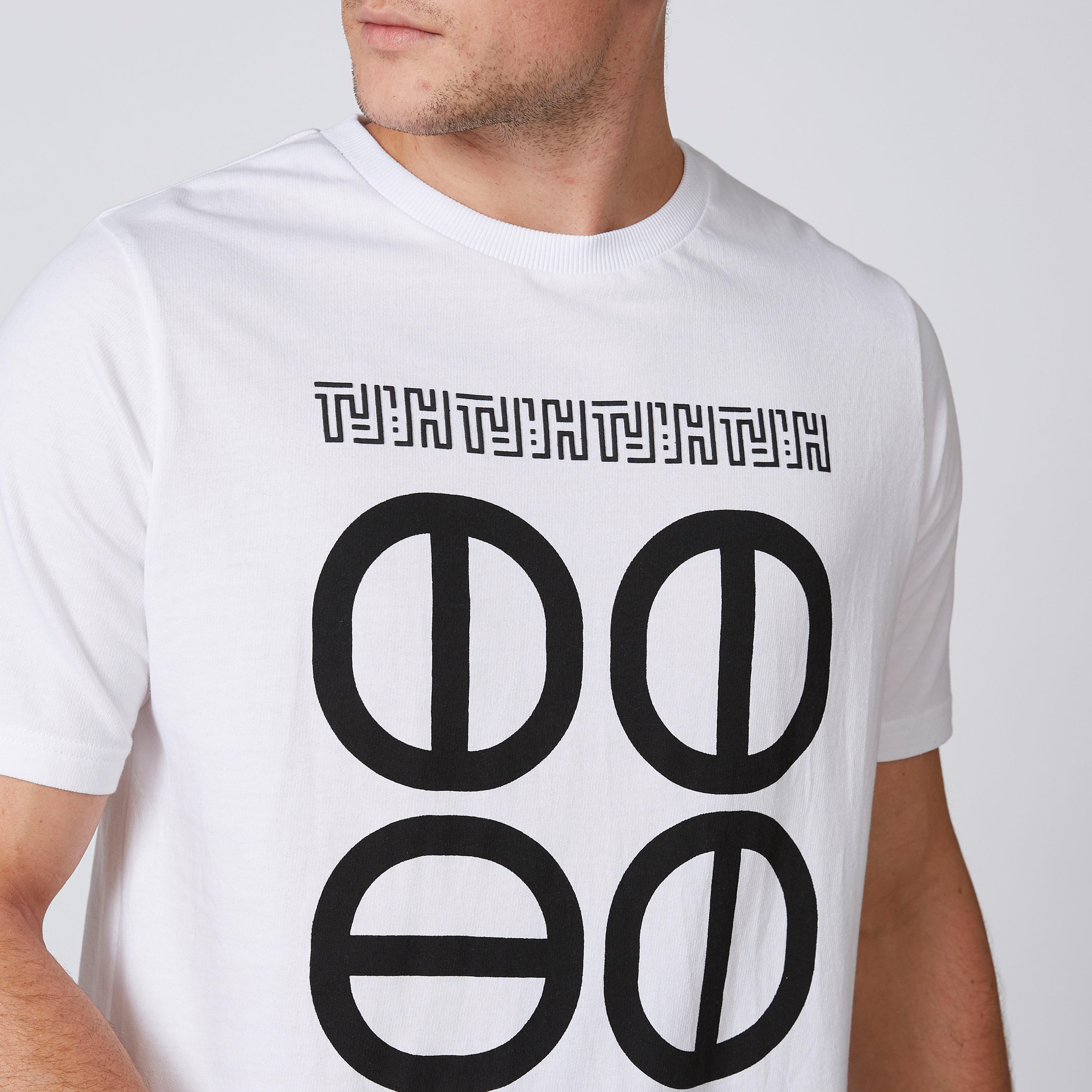 تيشيرت مستدام سليم بطبعات وياقة مستديرة إكسبو 2020-men-clothing-tshirtsandpolos-tshirts-image-3