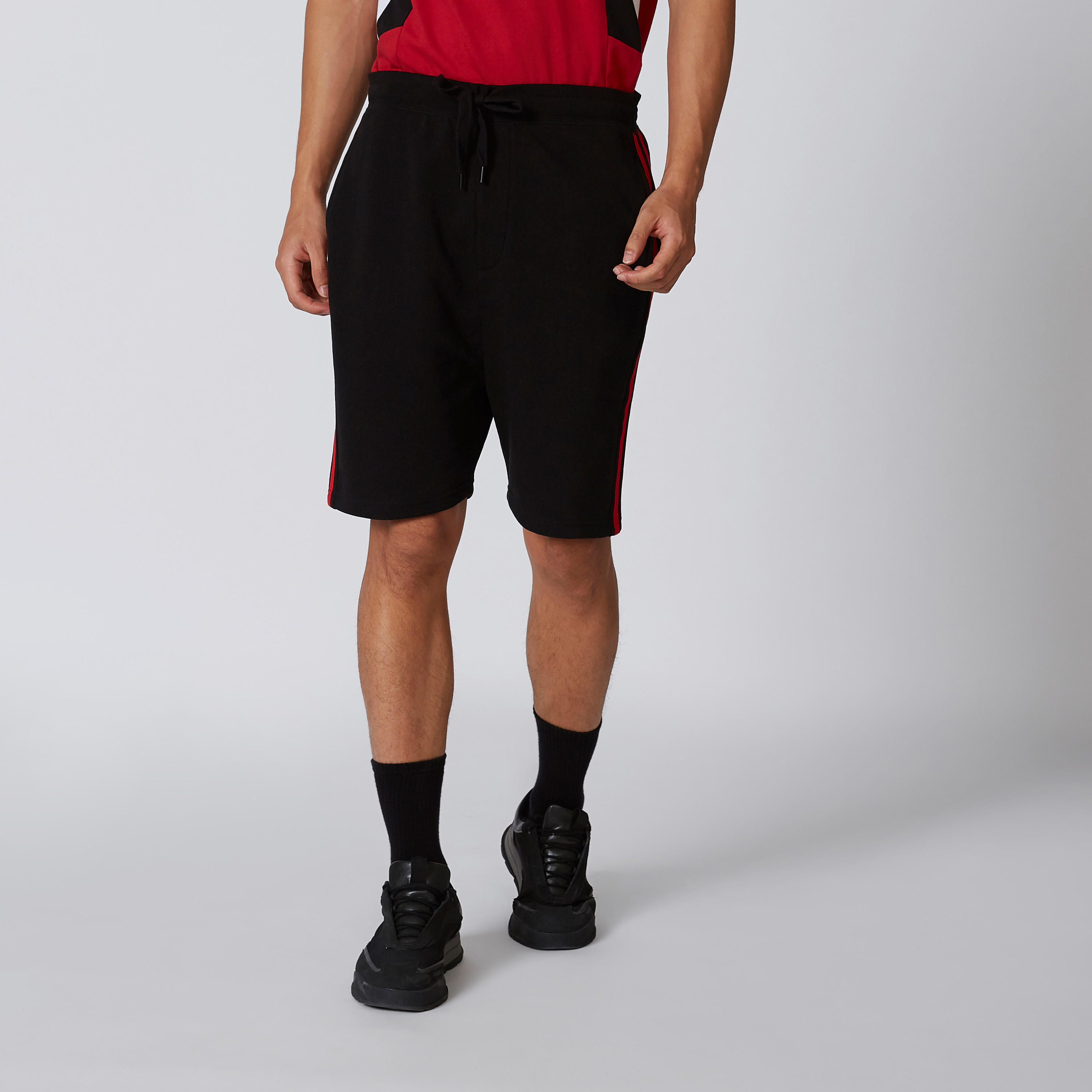 شورت مستدام سادة برباط خصر -men-clothing-bottoms-shorts-image-1