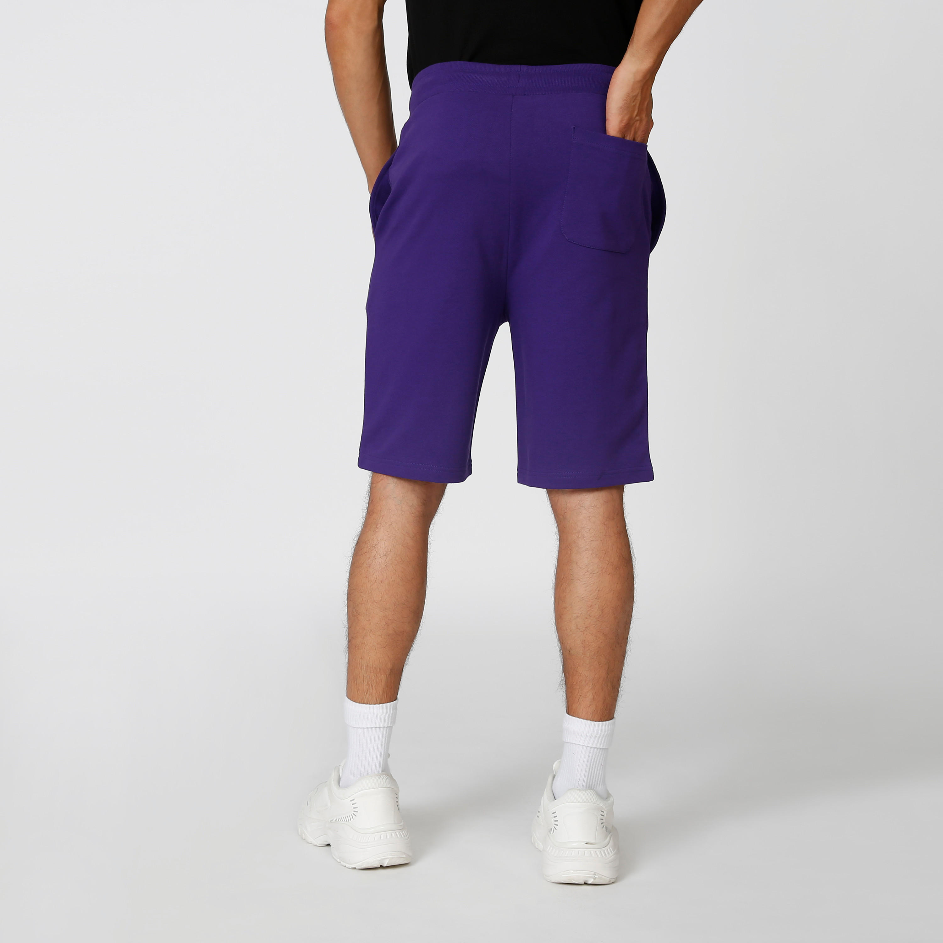شورت سليم بخصر مطّاطي وجيوب وطبعات-men-clothing-bottoms-shorts-image-4