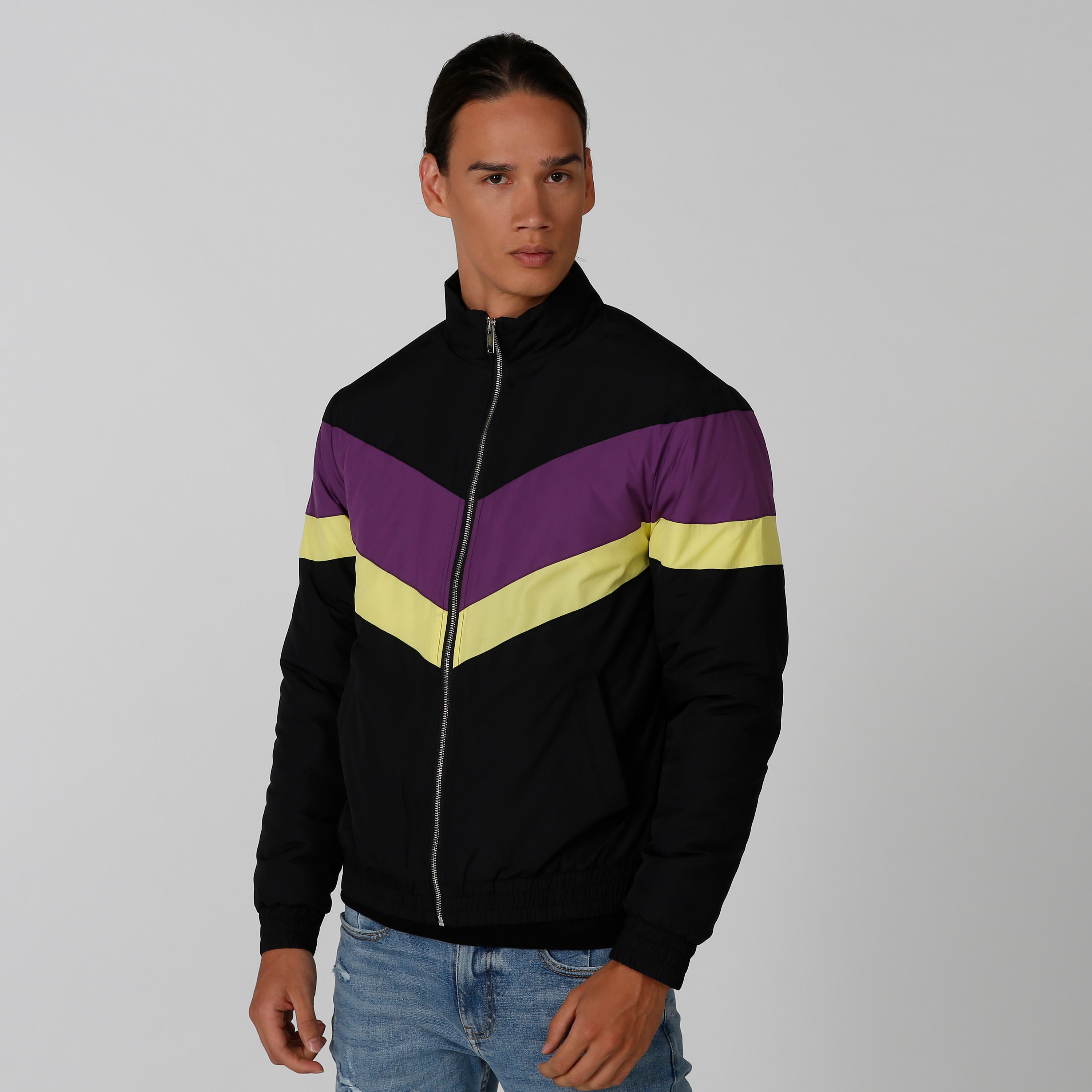 جاكيت بومبر مقلّم بأكمام طويلة وجيوب كانجارو-men-clothing-jacketsandblazers-jackets-image-5