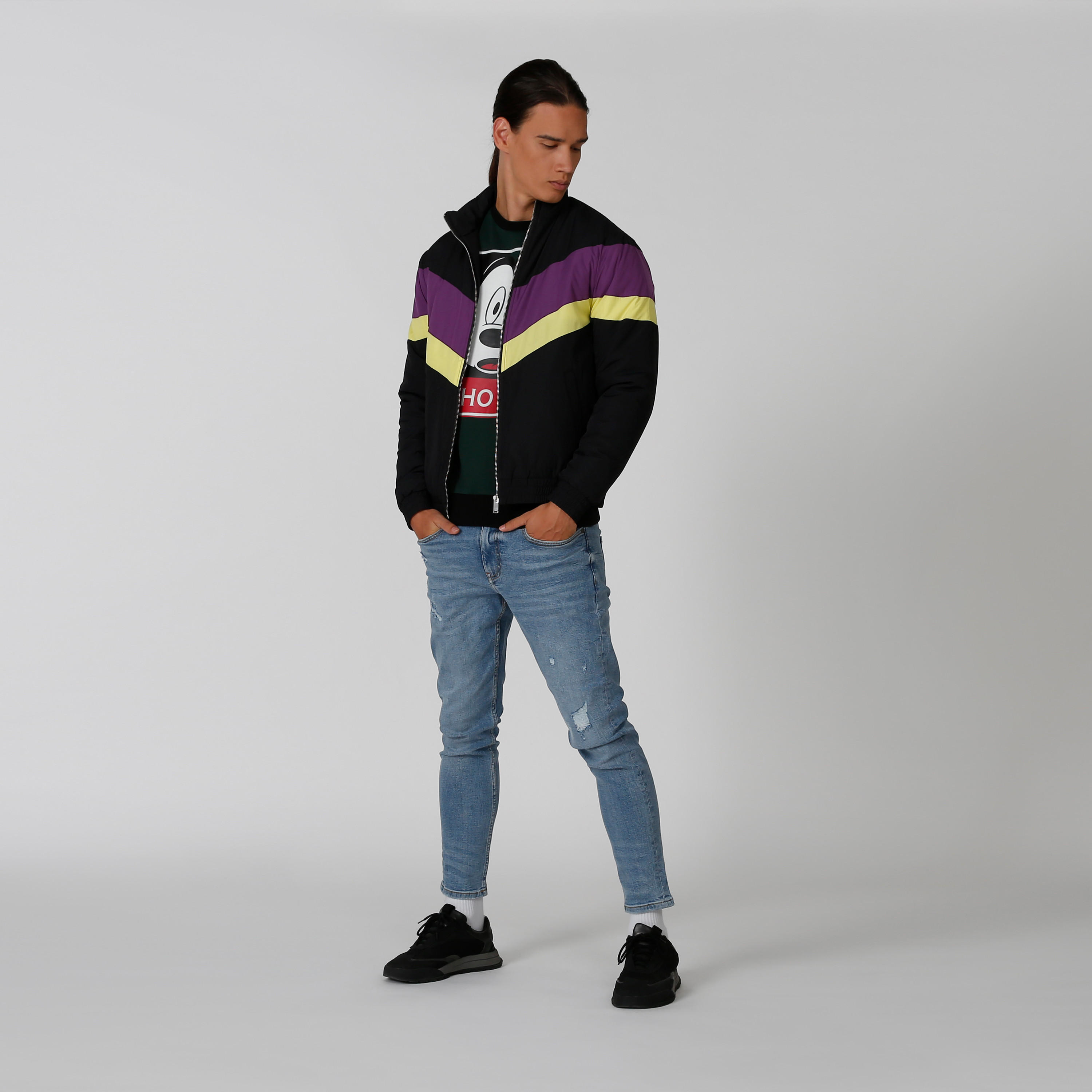 جاكيت بومبر مقلّم بأكمام طويلة وجيوب كانجارو-men-clothing-jacketsandblazers-jackets-image-4