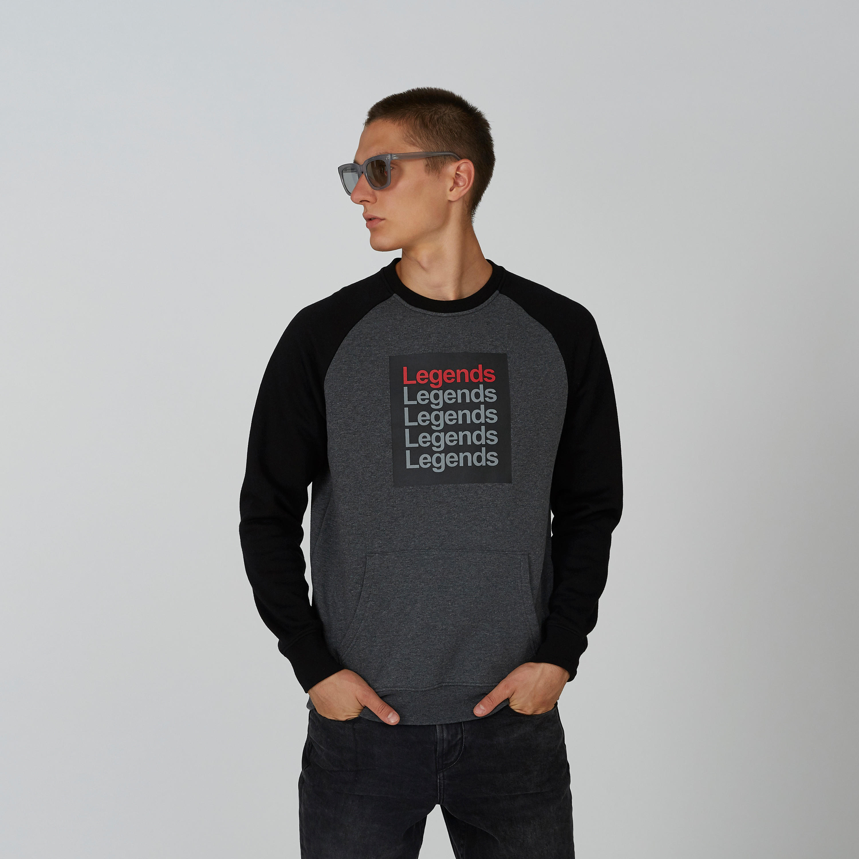 سويت شيرت مستدام سادة بياقة ضيّقة وأكمام طويلة -men-winterwear-hoodiesandsweatshirts-image-1