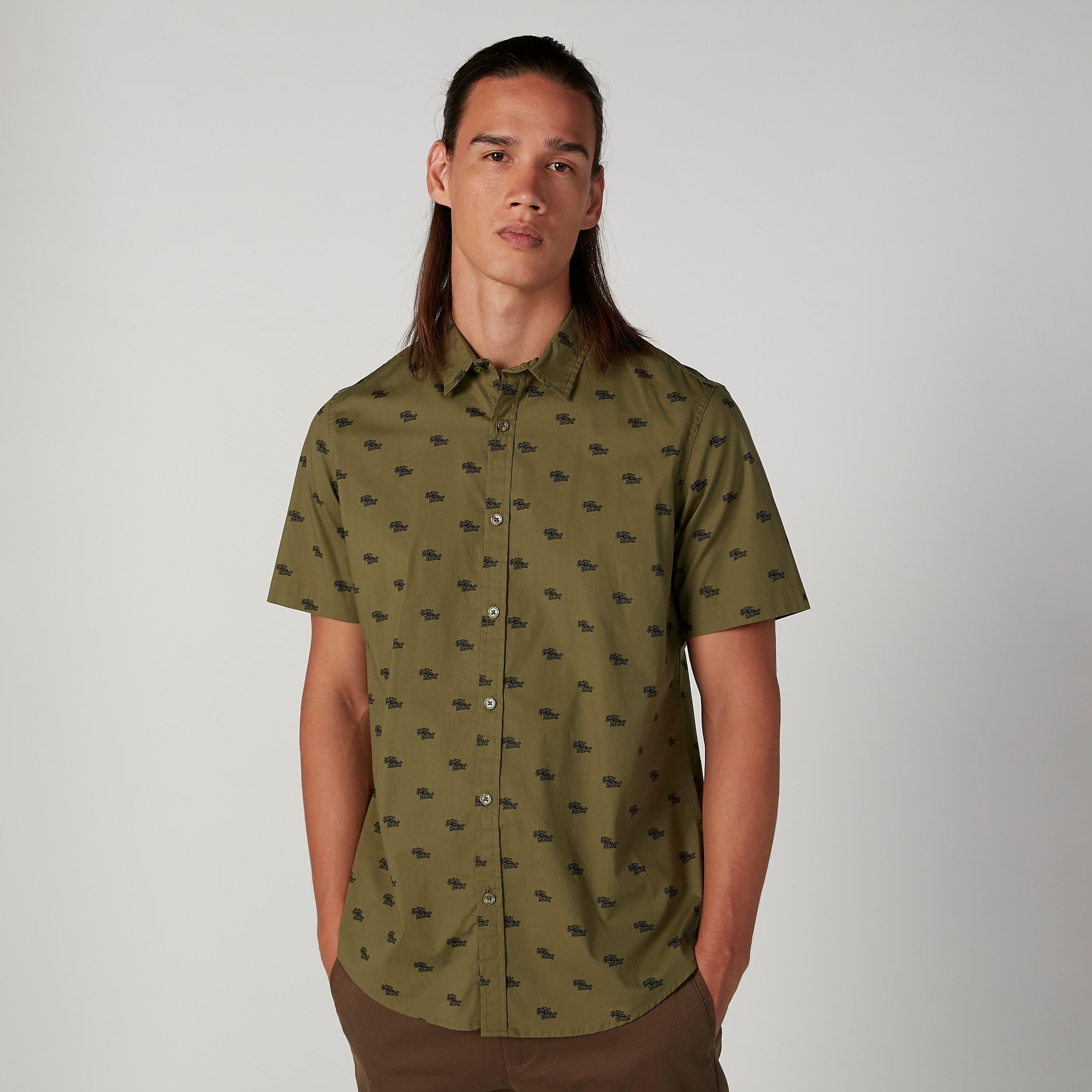 قميص بياقة عاديّة وأكمام قصيرة وطبعات-men-clothing-shirts-image-4