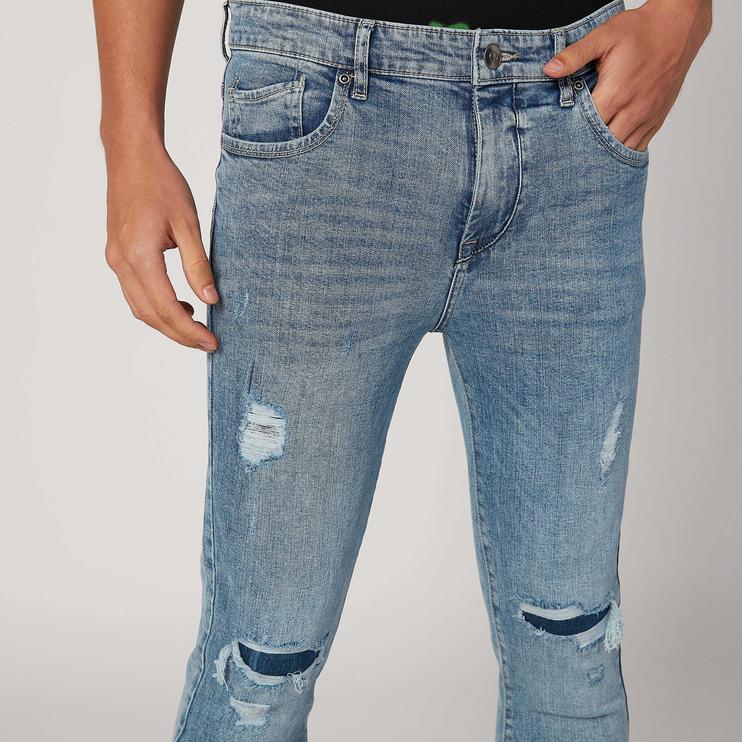 بنطال جينز طويل ممزّق بجيوب وحلقات للحزام-men-clothing-bottoms-jeans-image-3