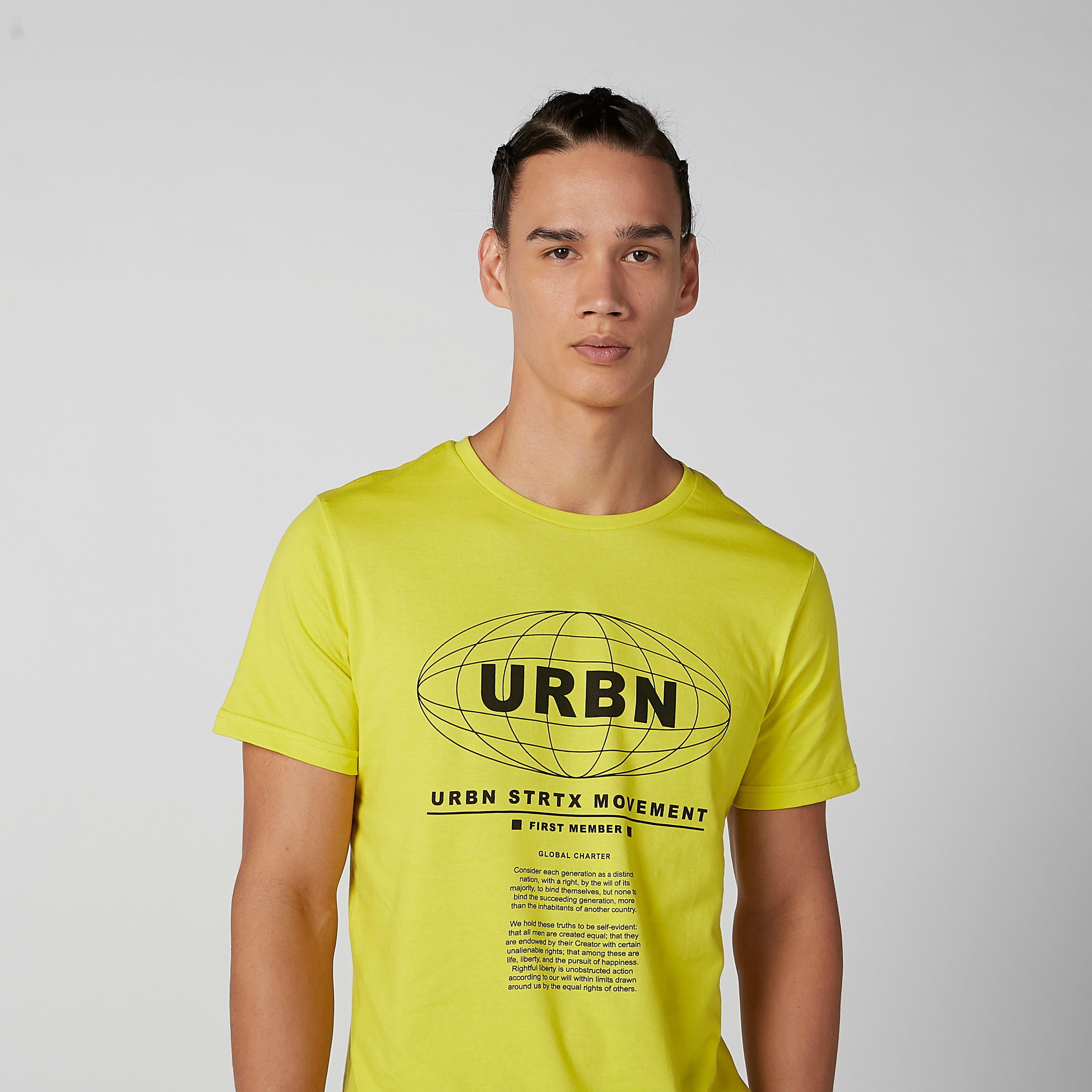 تيشيرت سليم بياقة مستديرة وأكمام قصيرة وطبعات-men-clothing-tshirtsandpolos-tshirts-image-4