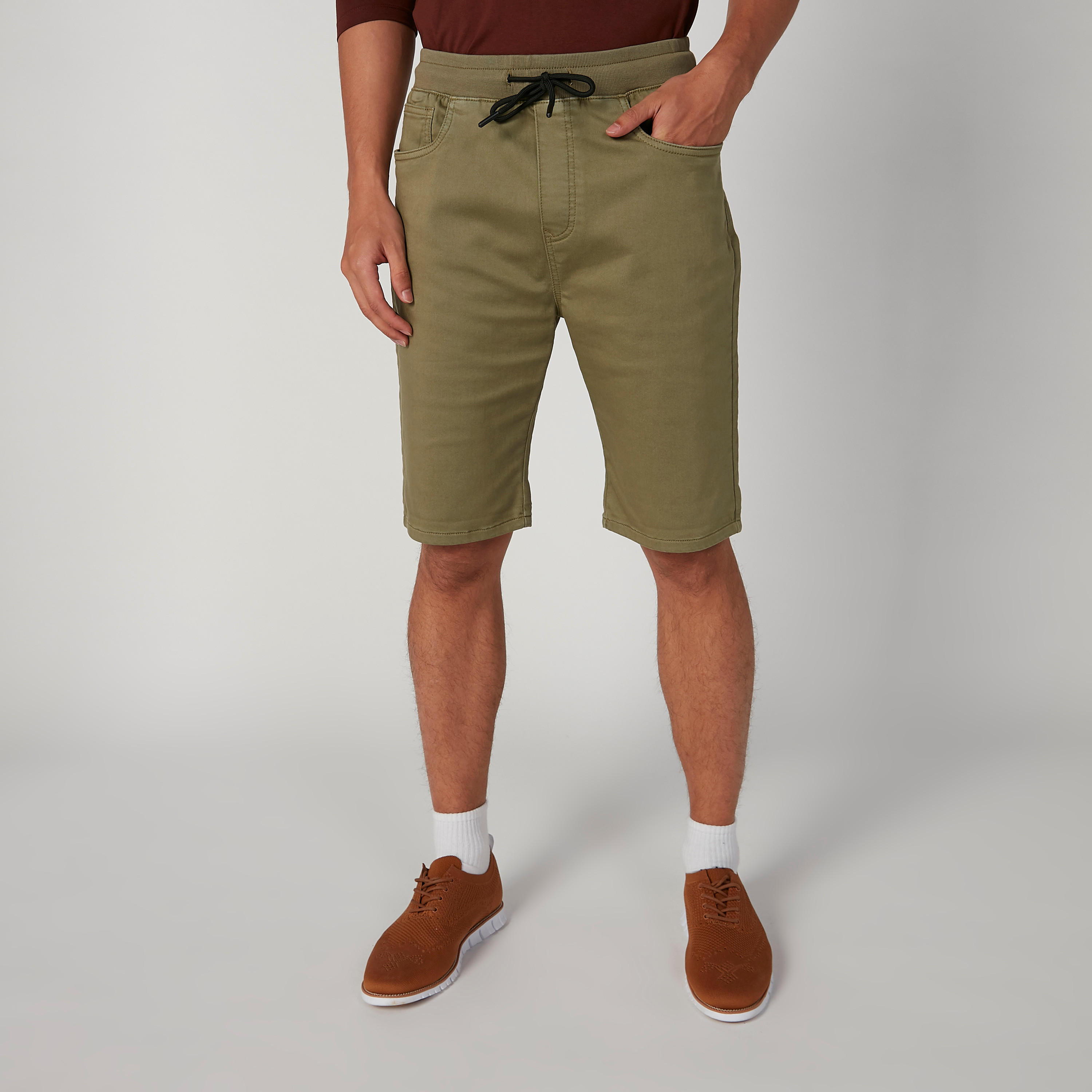 Skinny Fit Solid Low-Rise Shorts with Elasticated Waistband-men-clothing-bottoms-shorts-image-1