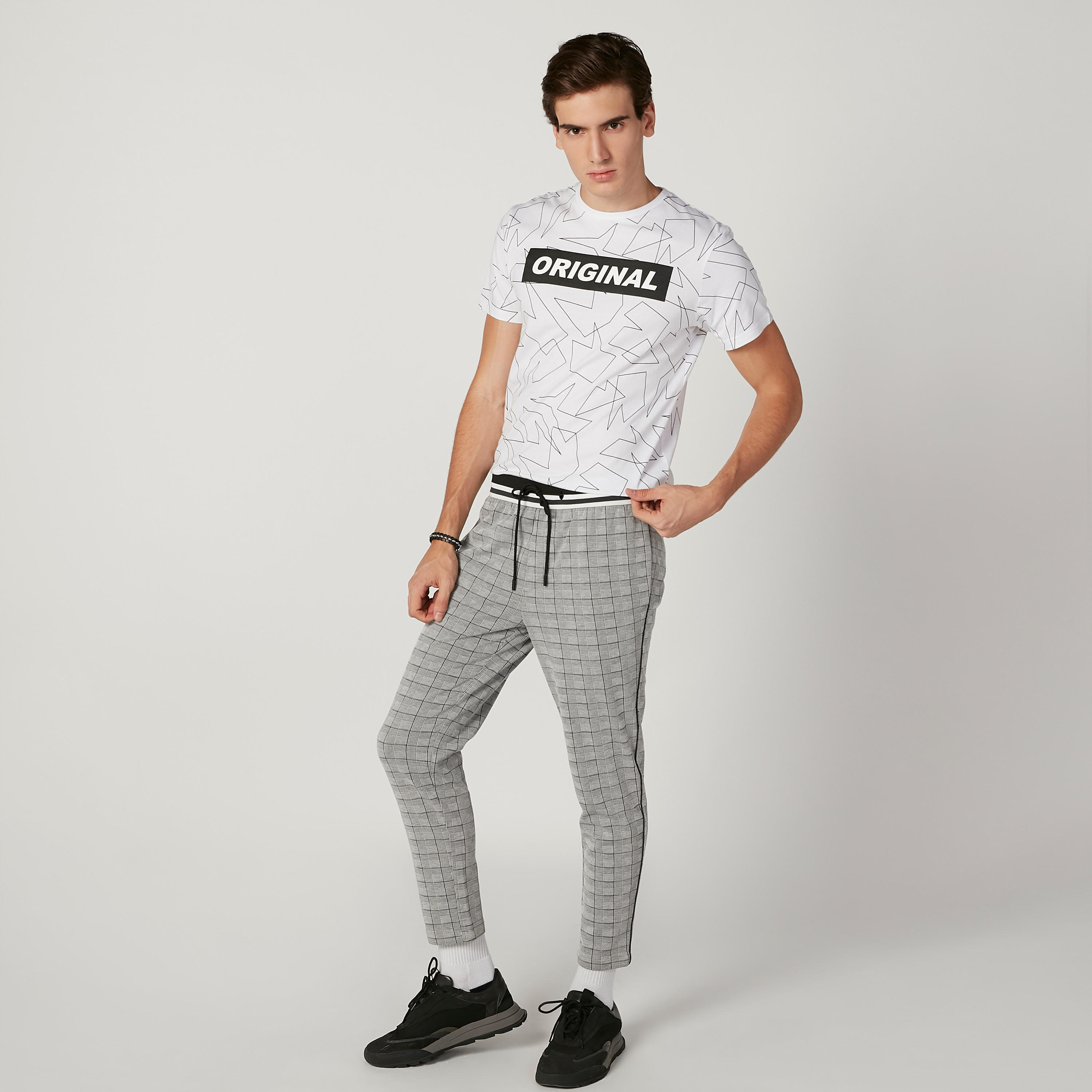 بنطال مستدام قصير كاروهات بخصر مطّاطي -men-clothing-bottoms-trousersandchinos-trousers-image-2