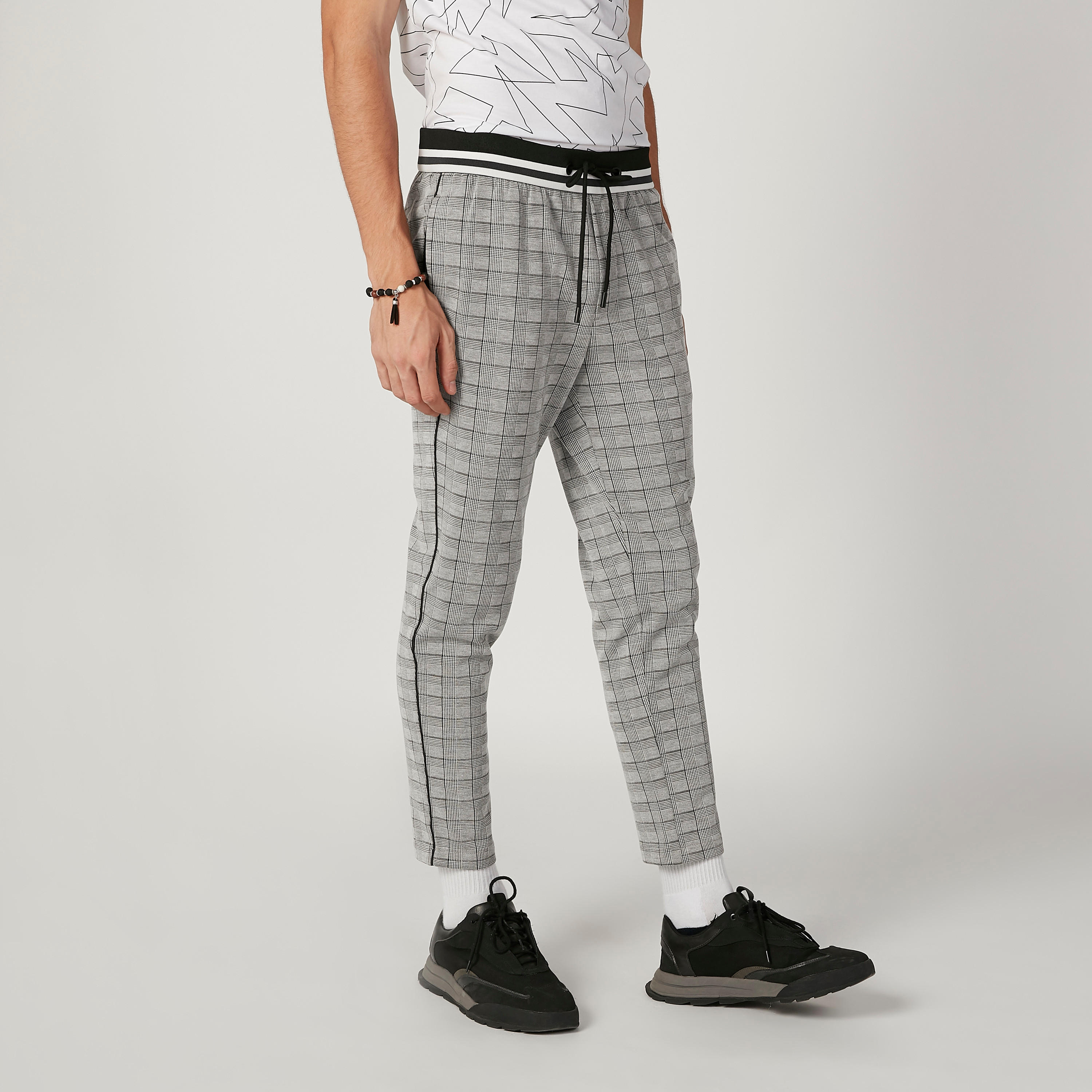 بنطال مستدام قصير كاروهات بخصر مطّاطي -men-clothing-bottoms-trousersandchinos-trousers-image-5