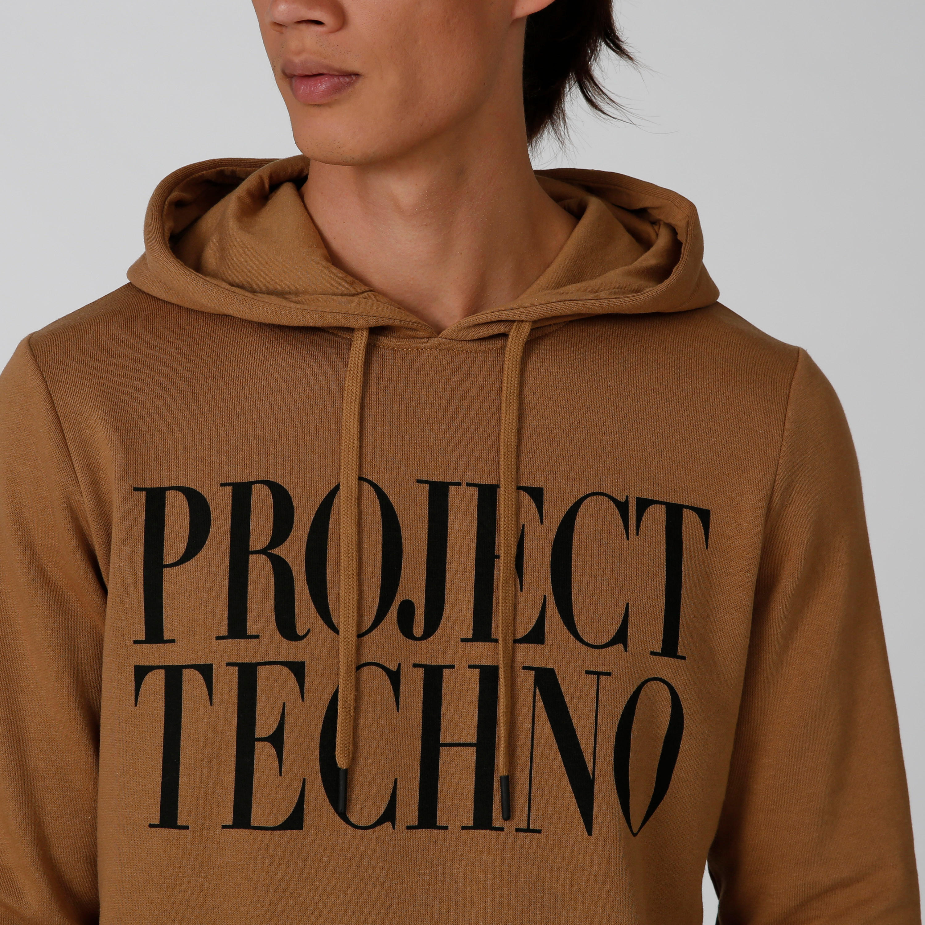 سويت شيرت مستدام بأكمام طويلة وطبعات توبوغرافية -men-winterwear-hoodiesandsweatshirts-image-5