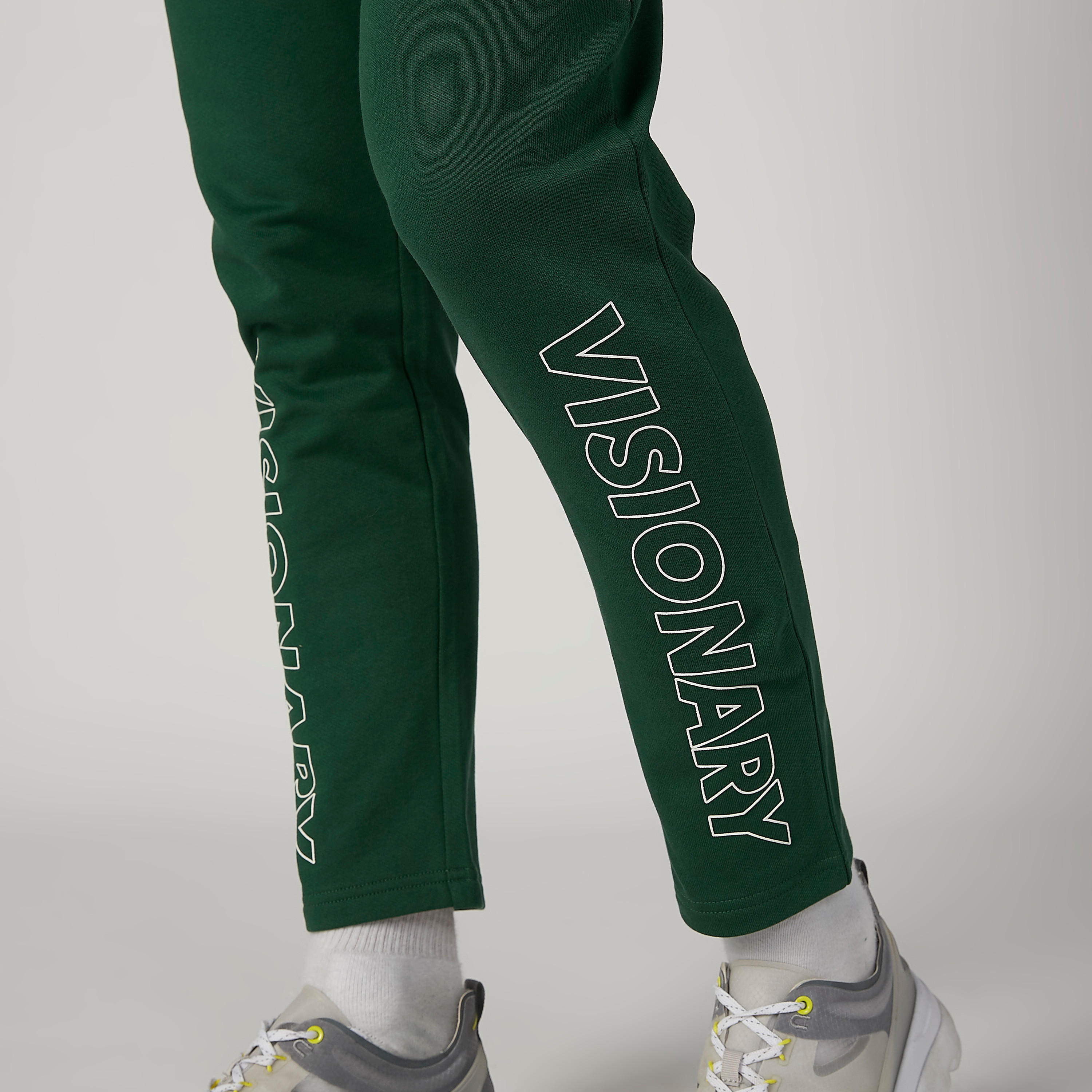 بنطلون رياضي طويل بخصر مطّاطي وجيوب وطبعات-men-clothing-bottoms-joggers-image-6