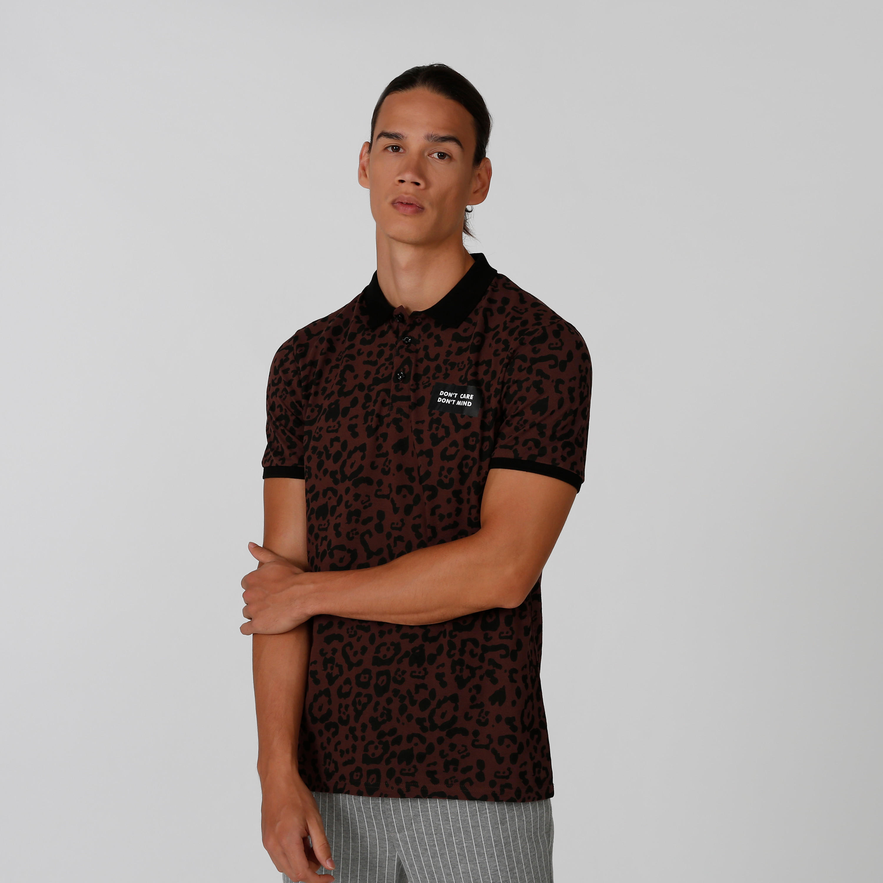 تيشيرت بولو بأكمام قصيرة وطبعات حيوانات-men-clothing-tshirtsandpolos-polos-image-1