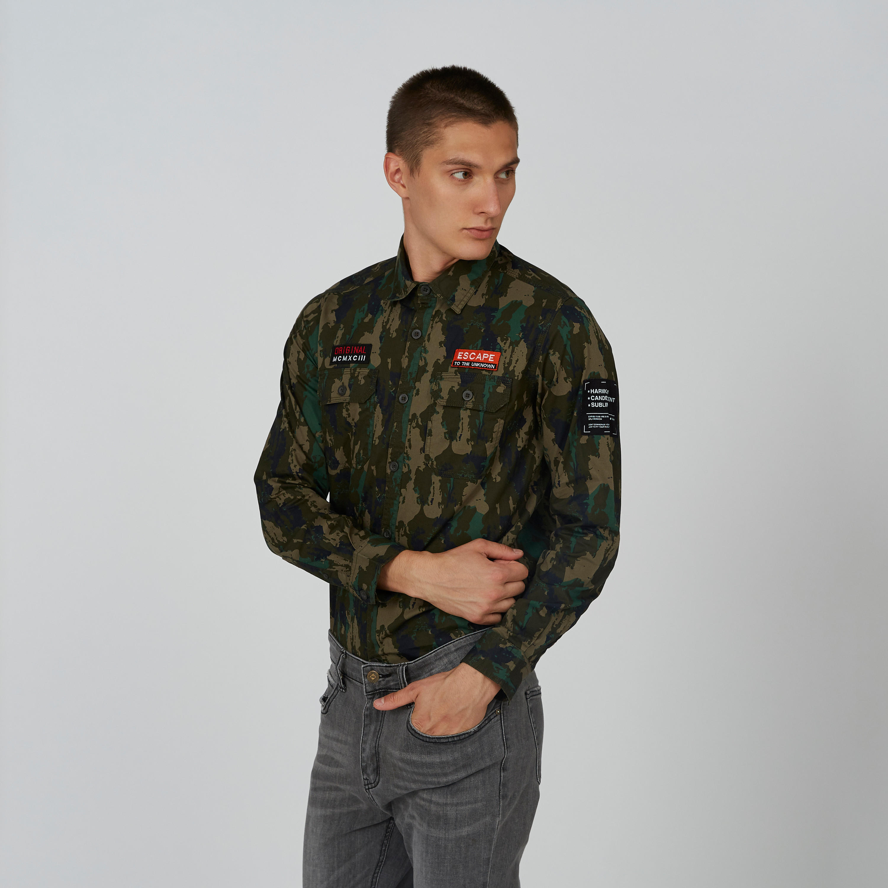 Camouflage Printed Shirt with Long Sleeves and Spread Collar-men-clothing-shirts-image-3