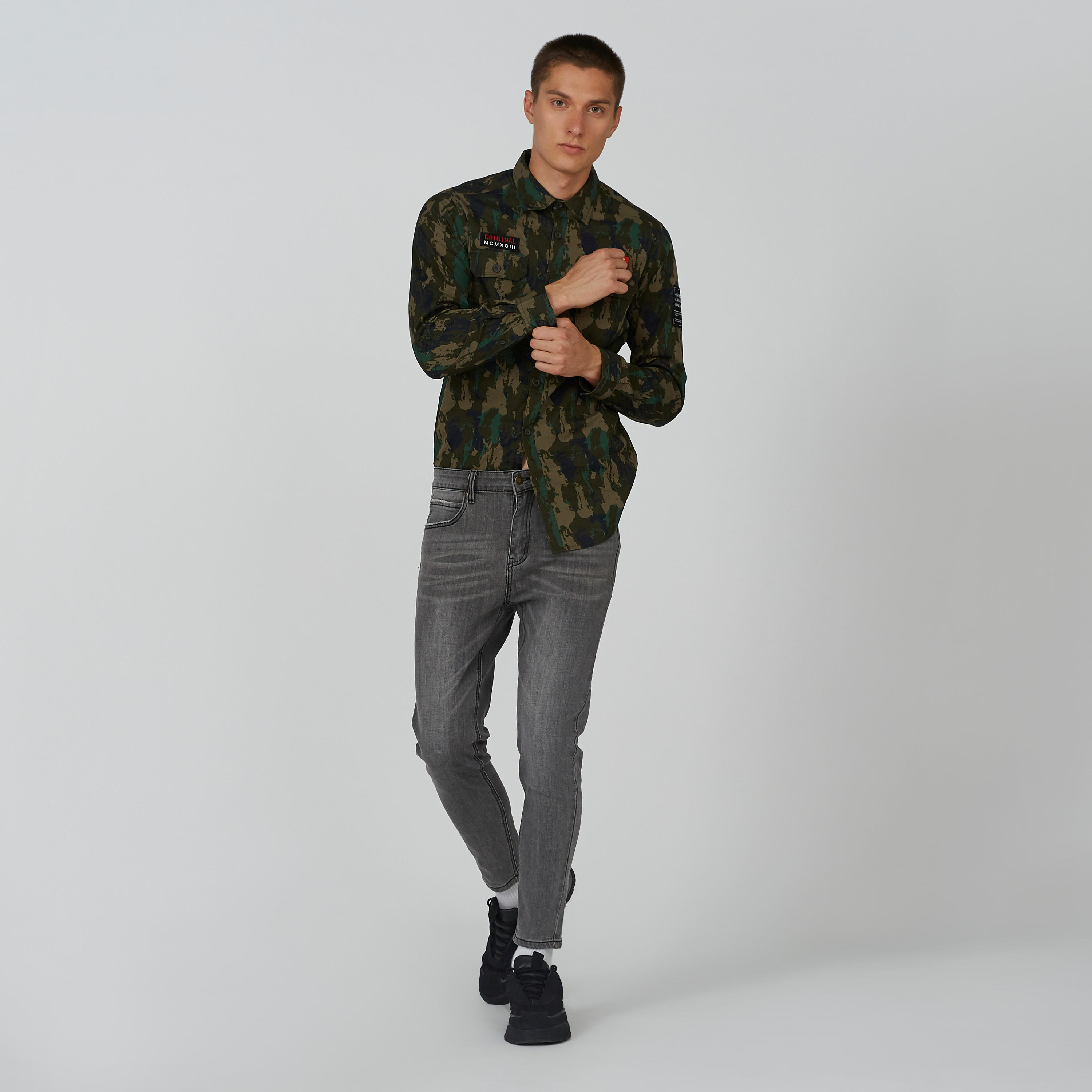 Camouflage Printed Shirt with Long Sleeves and Spread Collar-men-clothing-shirts-image-5