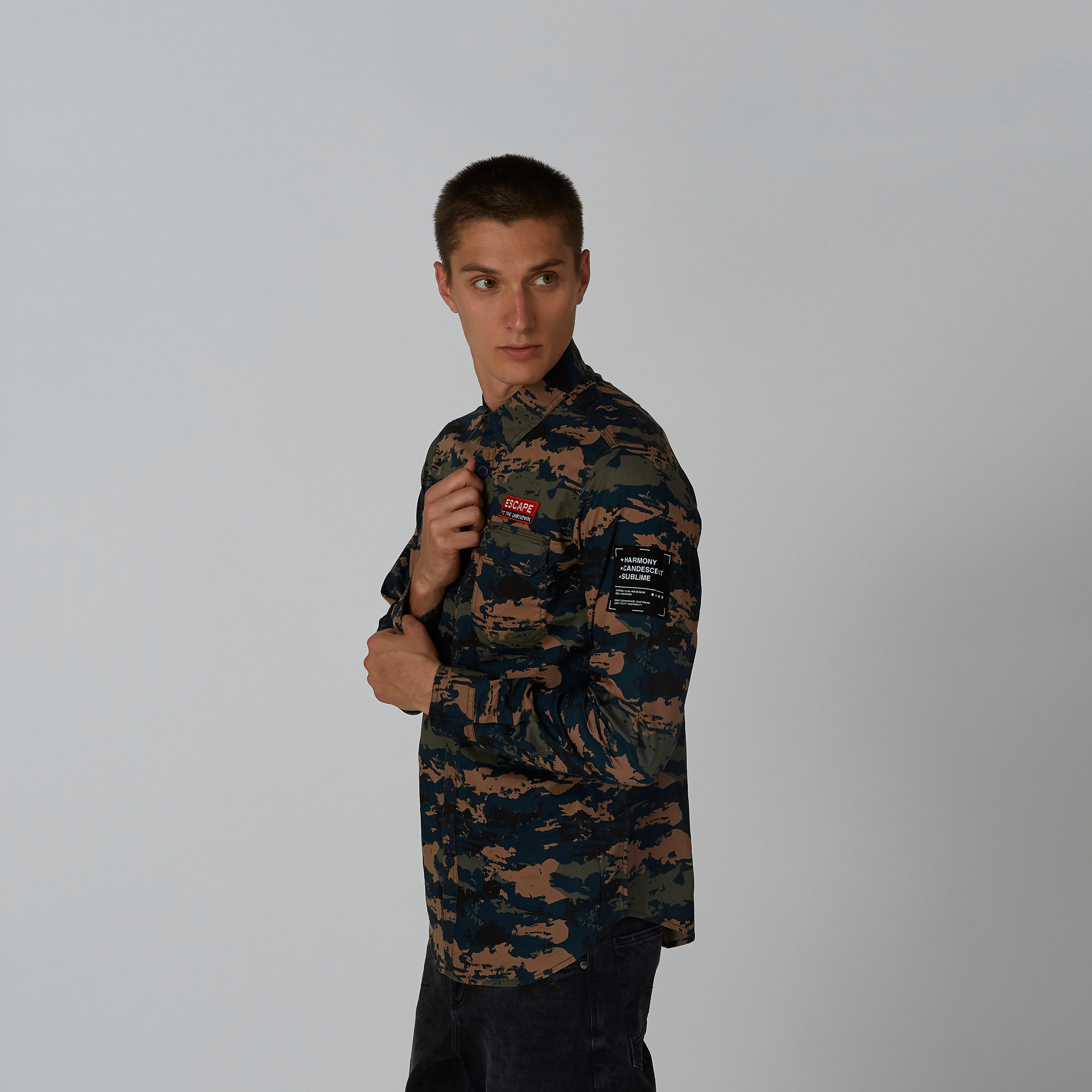 Camouflage Printed Shirt with Long Sleeves and Spread Collar-men-clothing-shirts-image-9