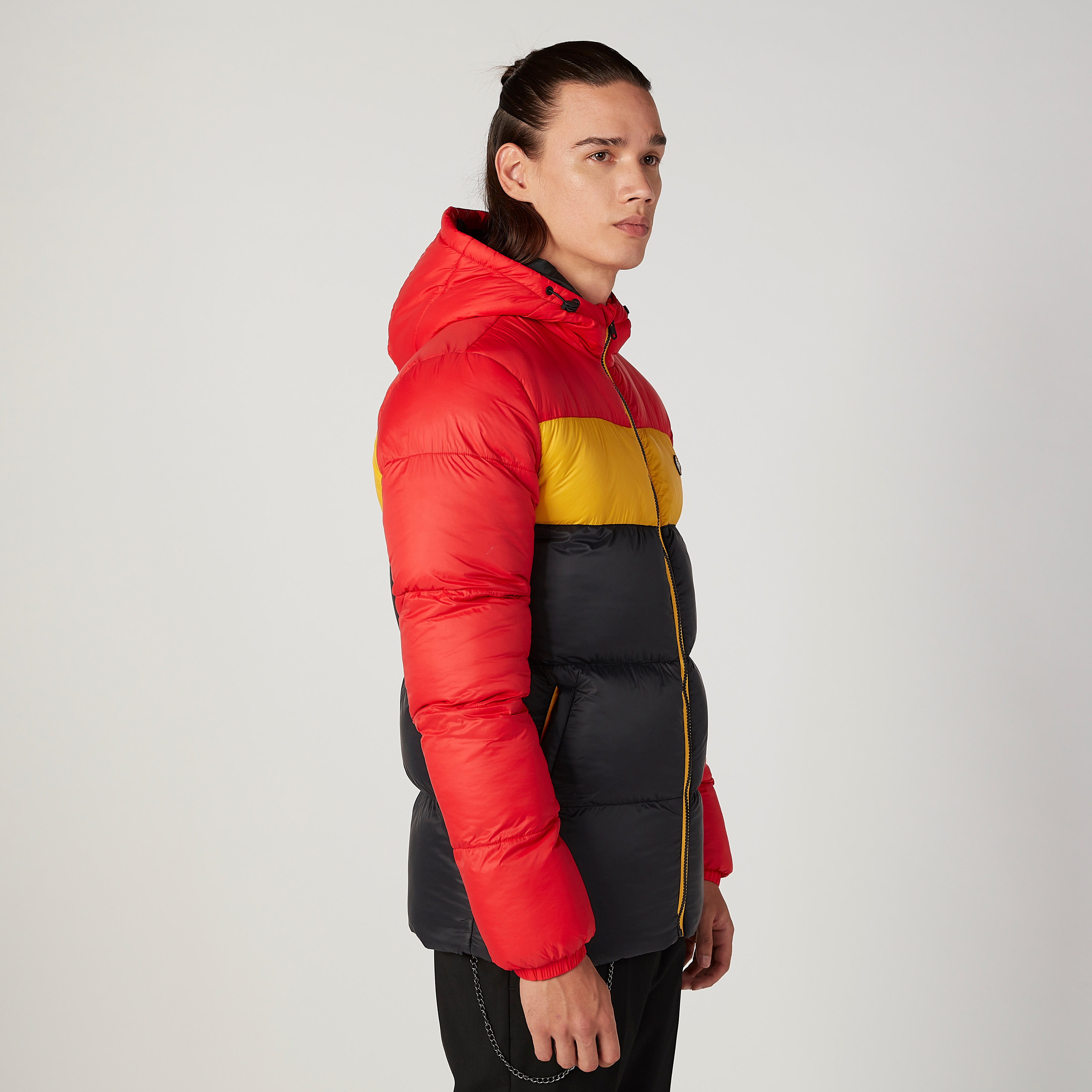 جاكيت جيليه بنمط كتل الألوان بقبّعة وجيوب-men-clothing-jacketsandblazers-jackets-image-5