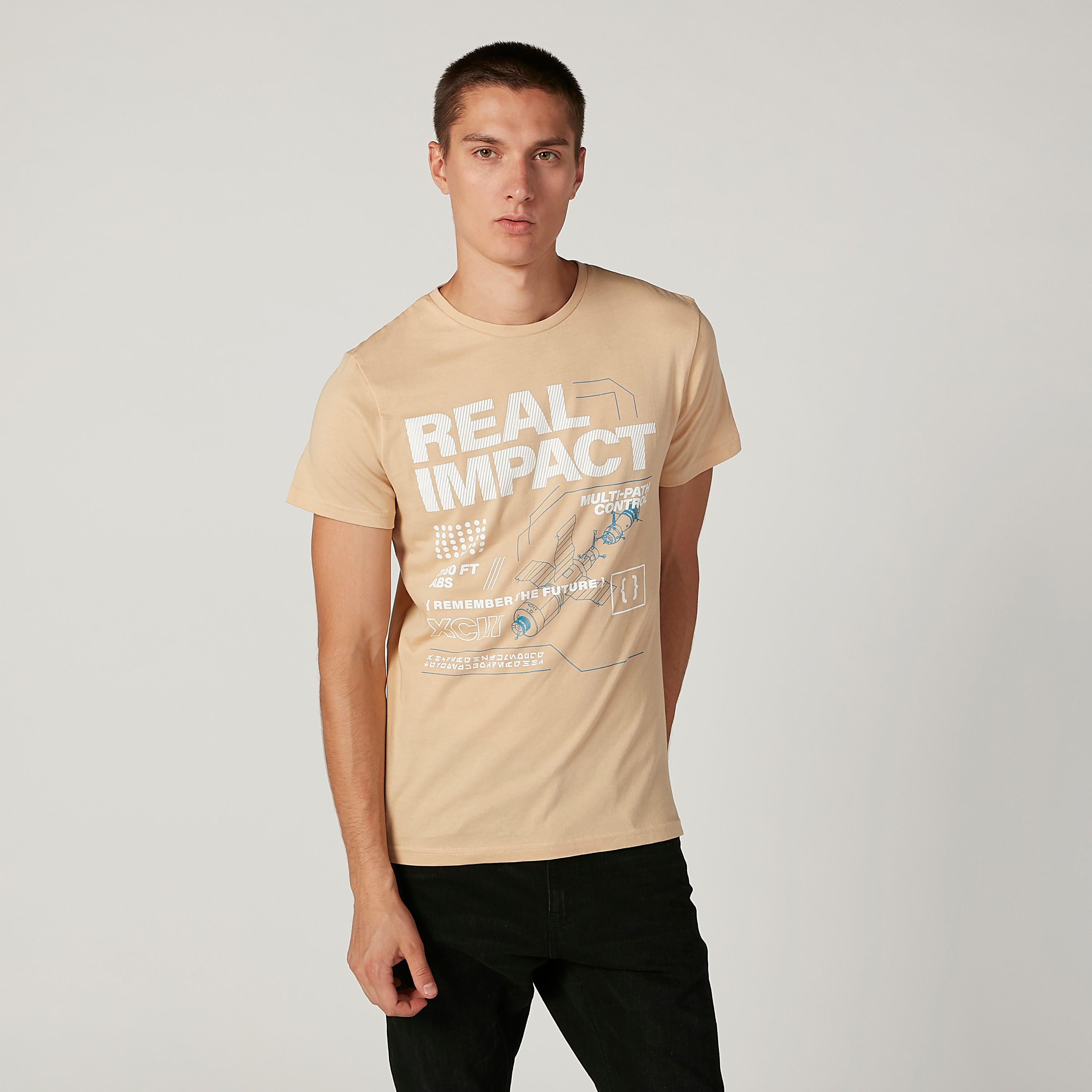 تيشيرت بياقة مستديرة وأكمام قصيرة وطبعات-men-clothing-tshirtsandpolos-tshirts-image-1