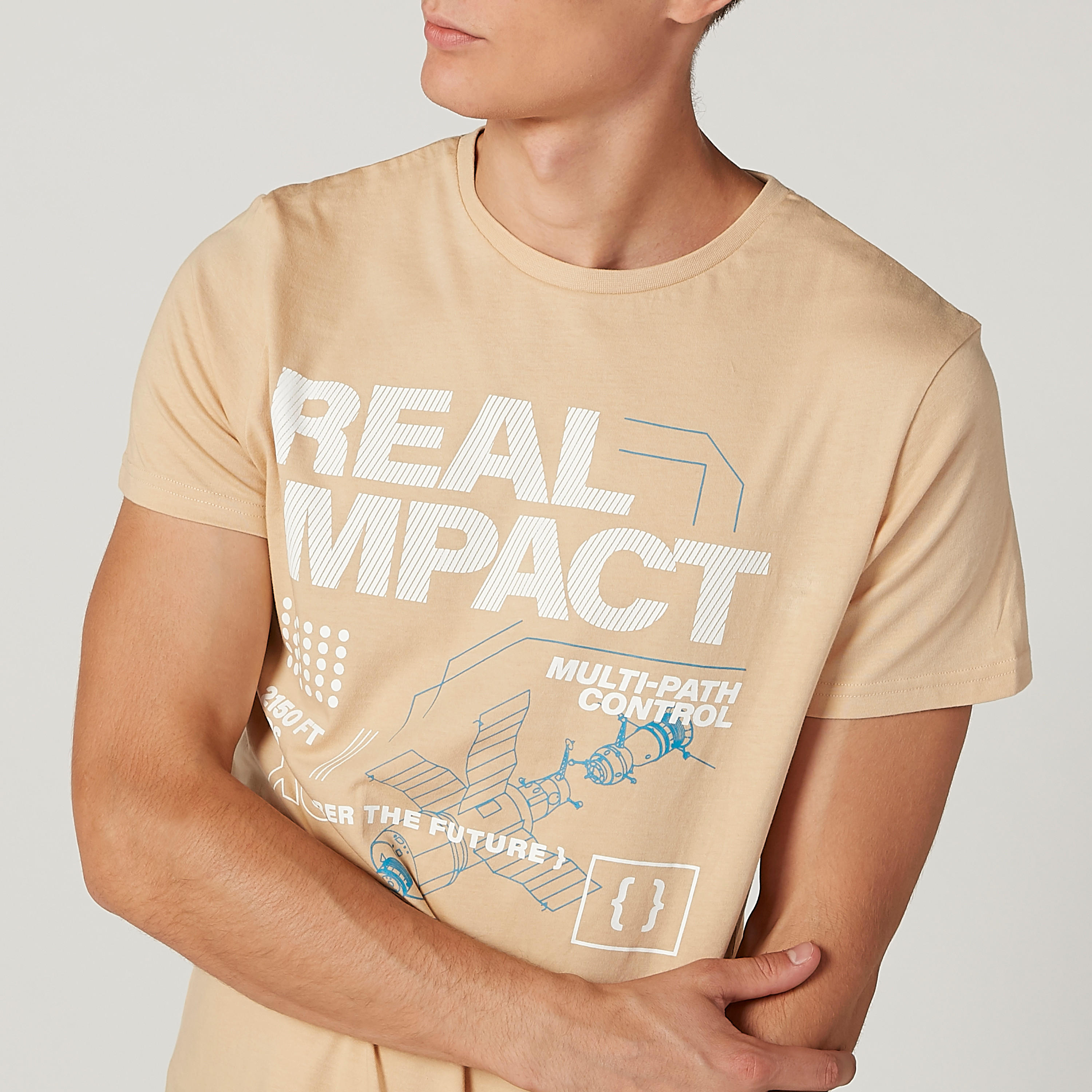 تيشيرت بياقة مستديرة وأكمام قصيرة وطبعات-men-clothing-tshirtsandpolos-tshirts-image-3