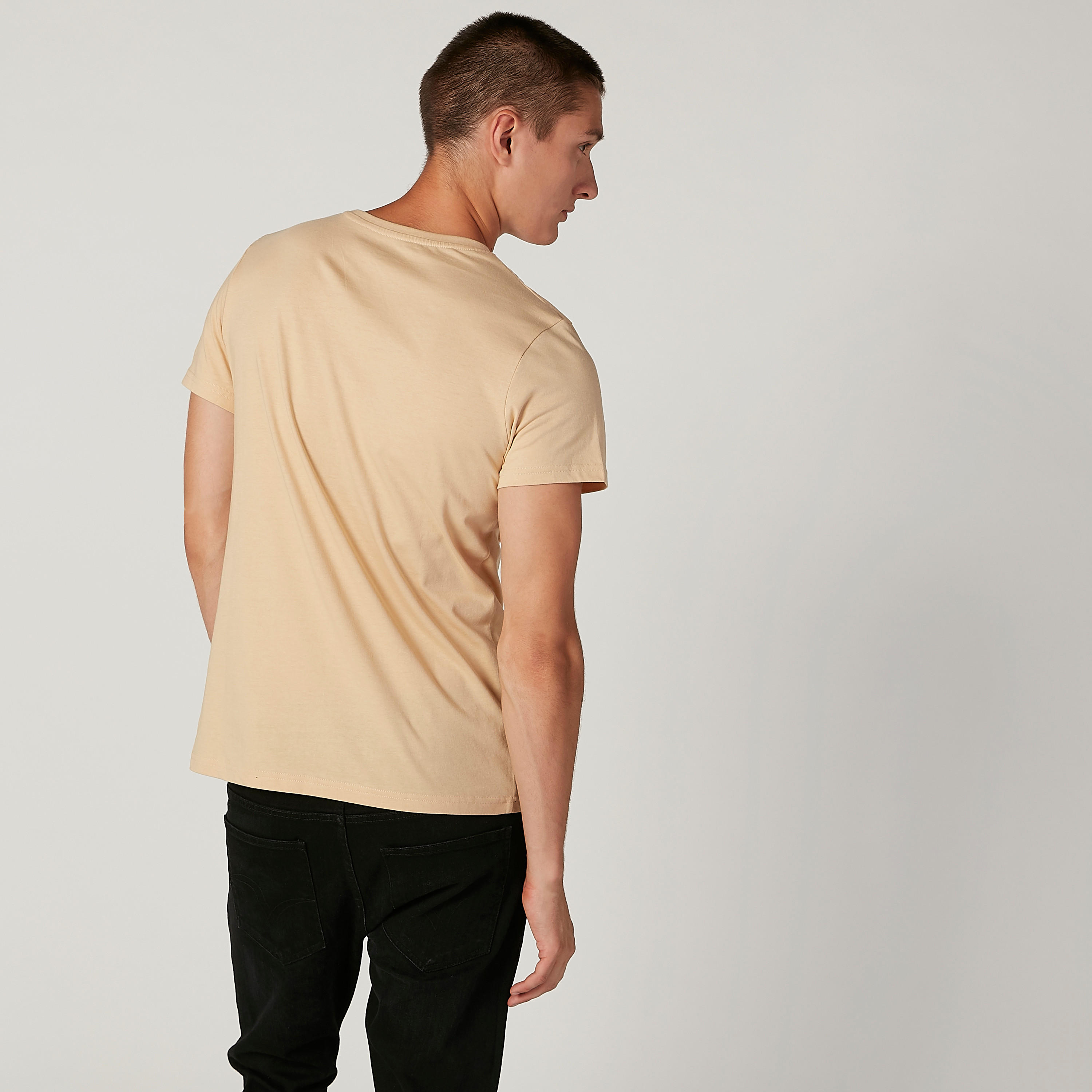 تيشيرت بياقة مستديرة وأكمام قصيرة وطبعات-men-clothing-tshirtsandpolos-tshirts-image-4