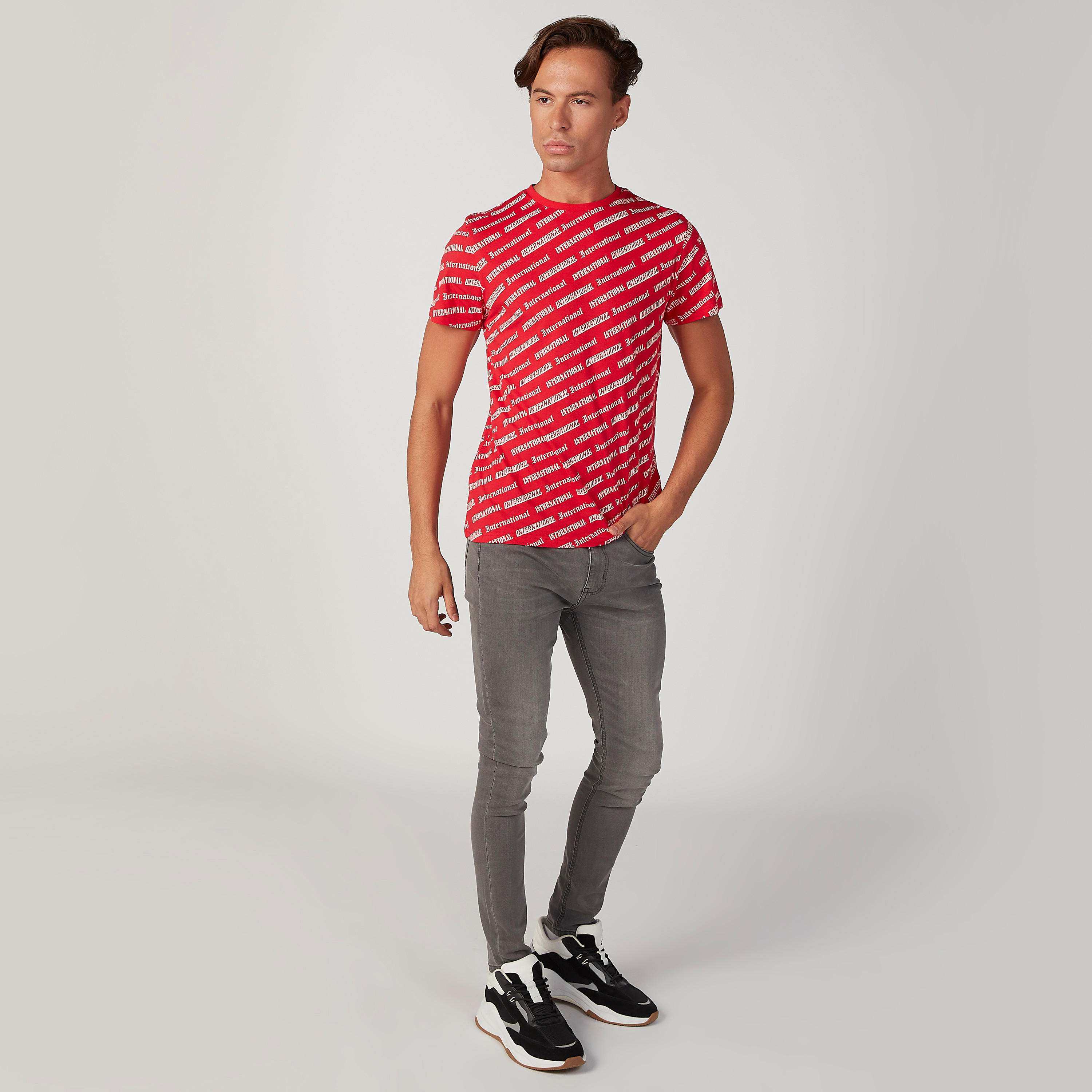 تيشيرت بياقة مستديرة وأكمام قصيرة وطبعات-men-clothing-tshirtsandpolos-tshirts-image-2