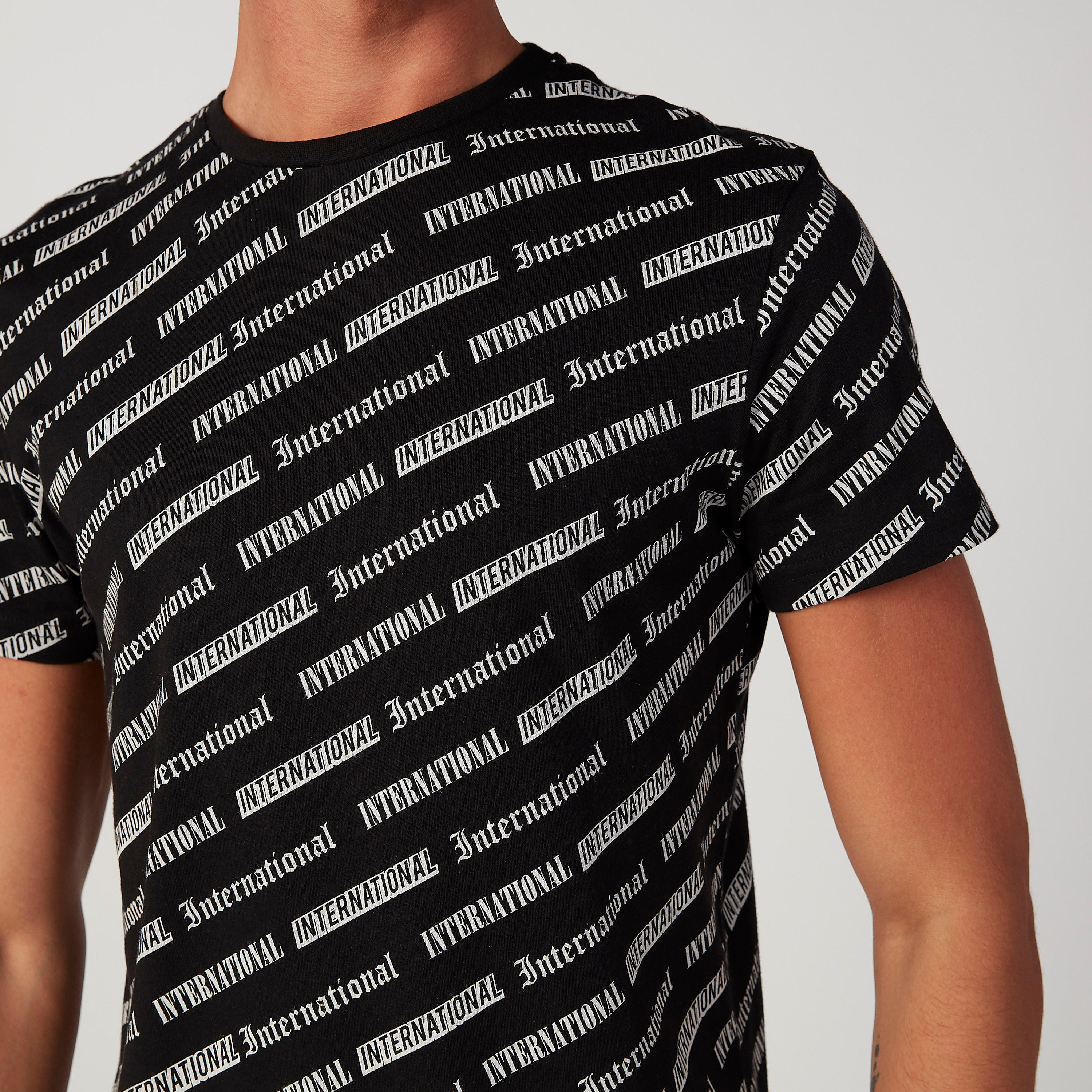 Typographic Printed Round Neck T-shirt with Short Sleeves-men-clothing-tshirtsandpolos-tshirts-image-3