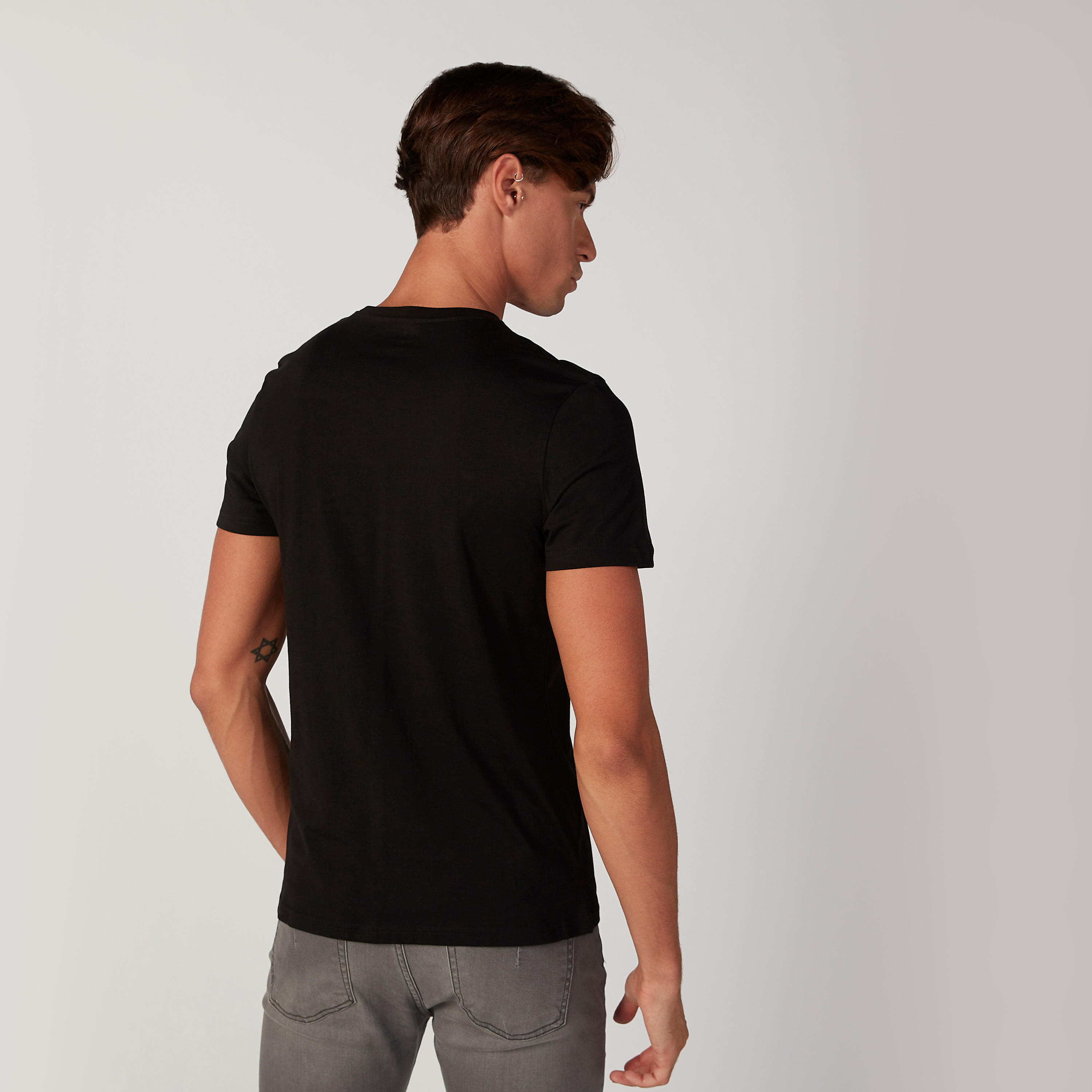 تيشيرت بياقة مستديرة وأكمام قصيرة وطبعات-men-clothing-tshirtsandpolos-tshirts-image-1