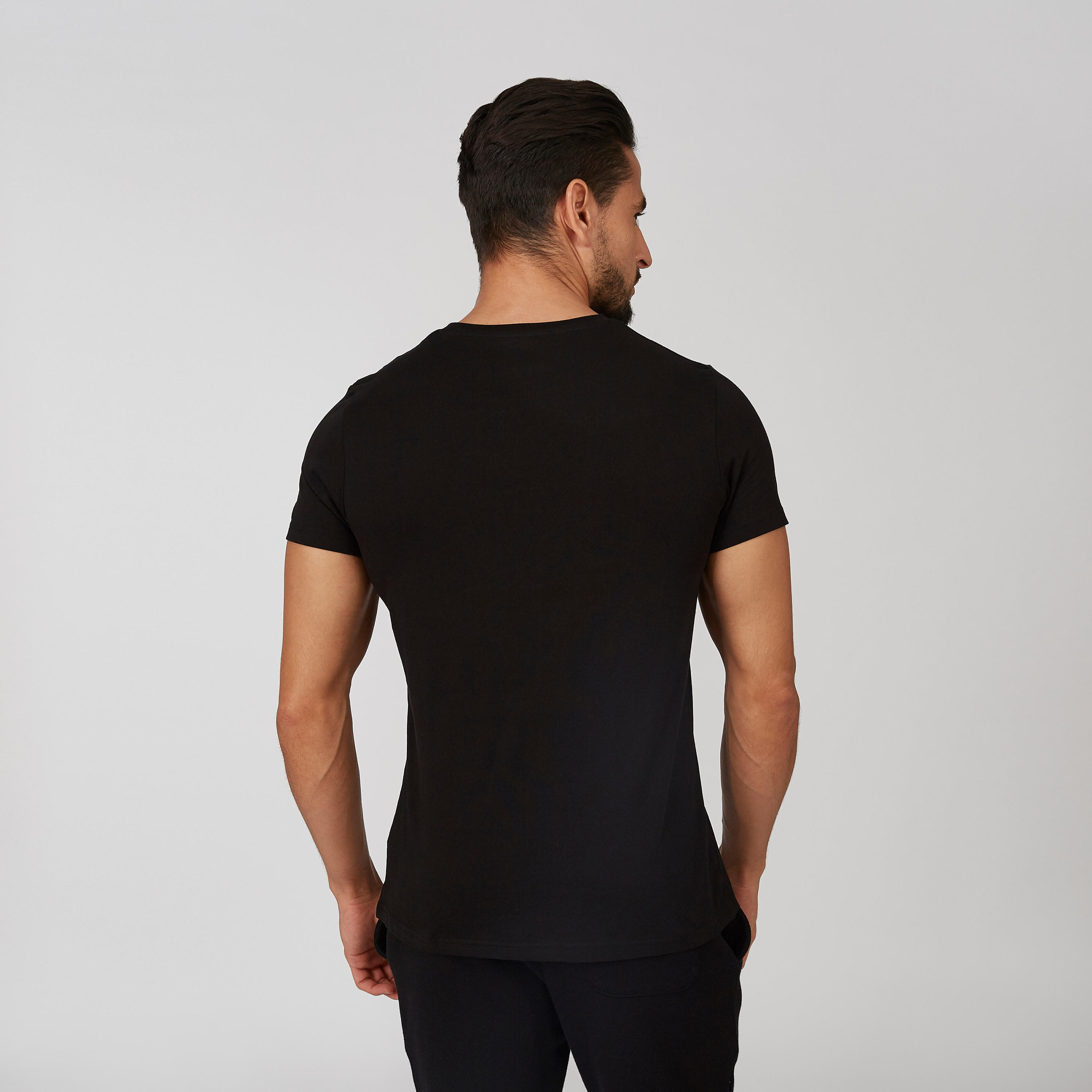 تيشيرت بياقة مستديرة وأكمام قصيرة وطبعات-men-clothing-tshirtsandpolos-tshirts-image-2