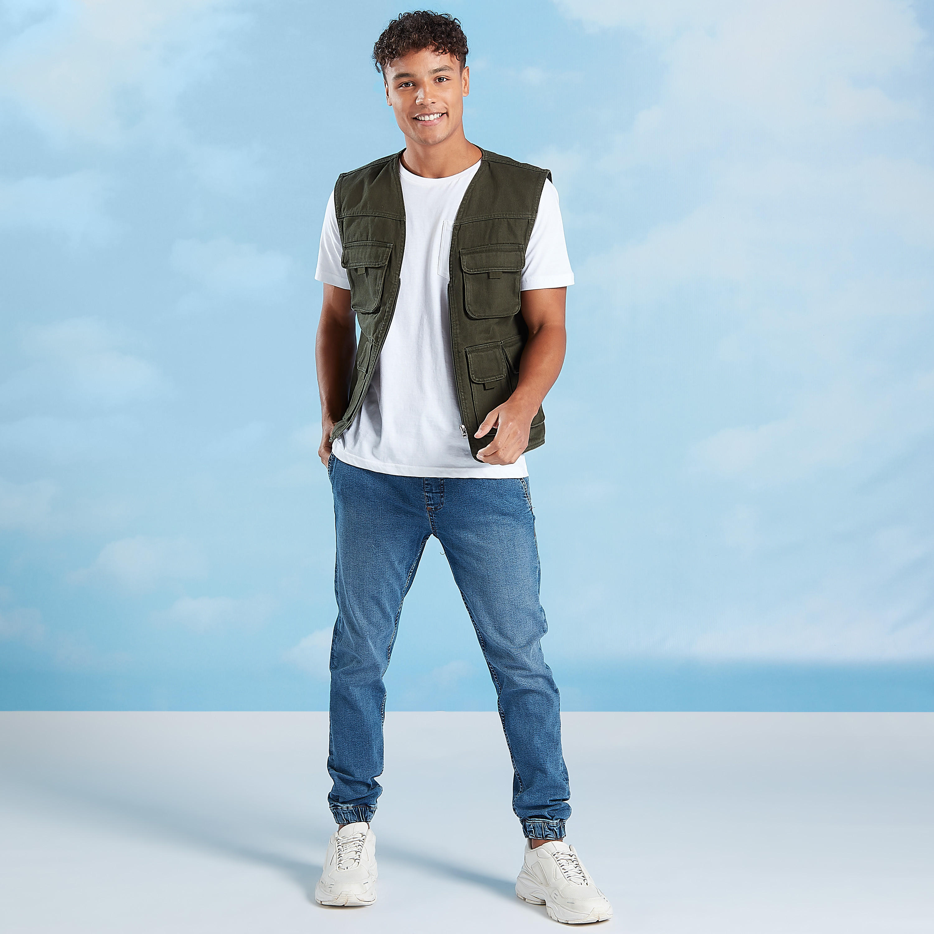 جاكيت بطبعات سليم وجيوب بطيّة-men-clothing-jacketsandblazers-jackets-image-3