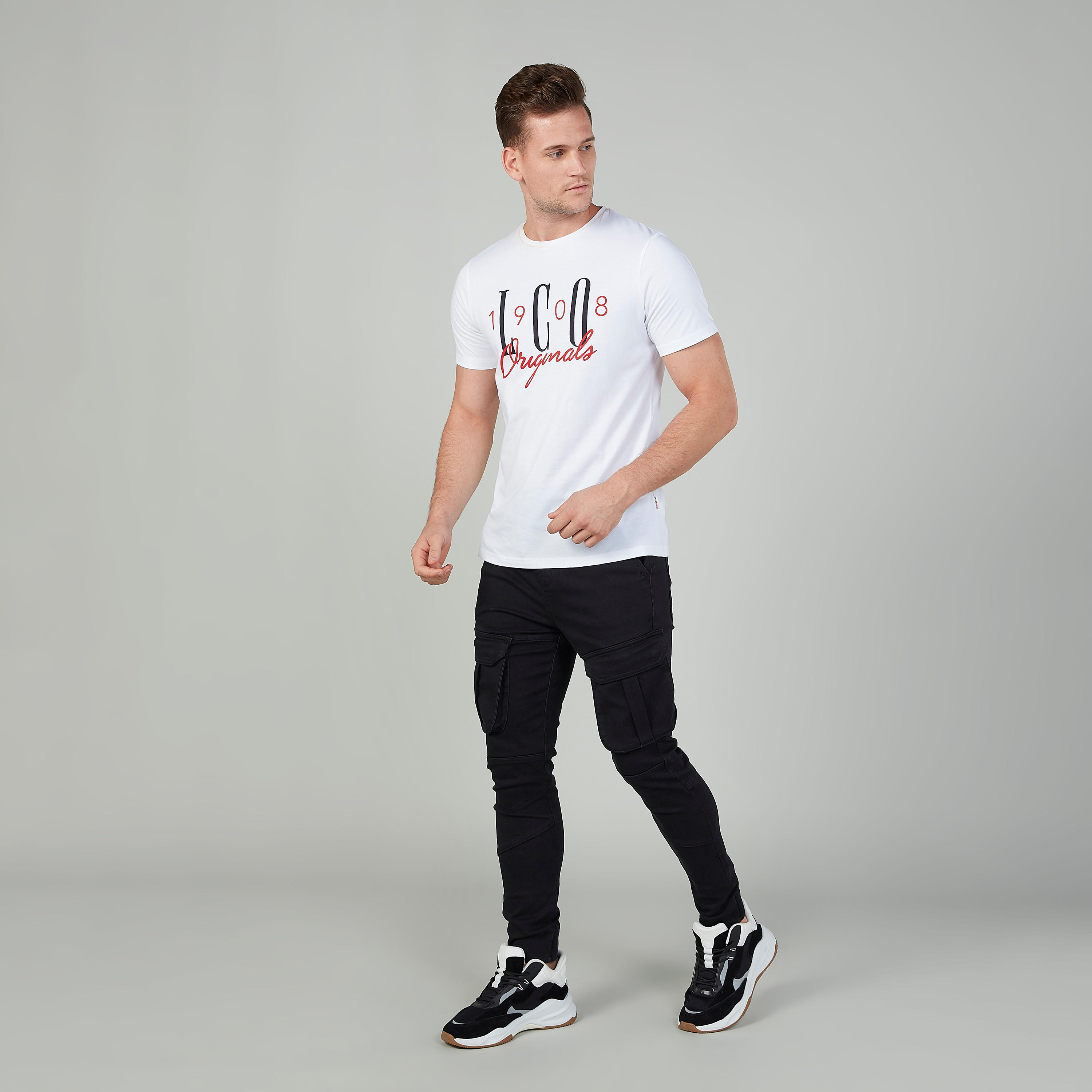 Full Length Solid Mid-Rise Cargo Pants with Pocket Detail-men-clothing-bottoms-trousersandchinos-trousers-image-2
