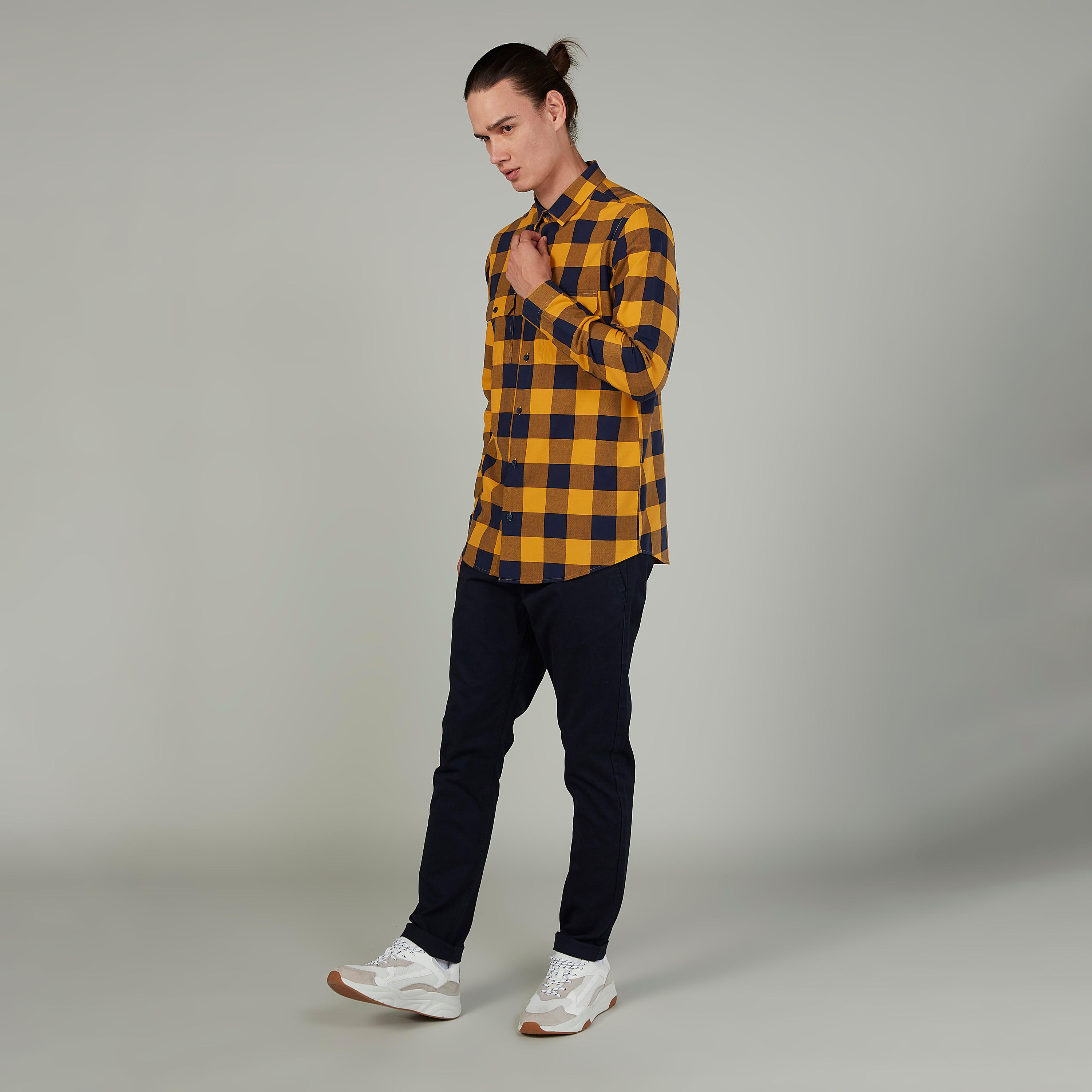 قميص سليم كاروهات بياقة عادية وأكمام طويلة-men-clothing-shirts-image-2