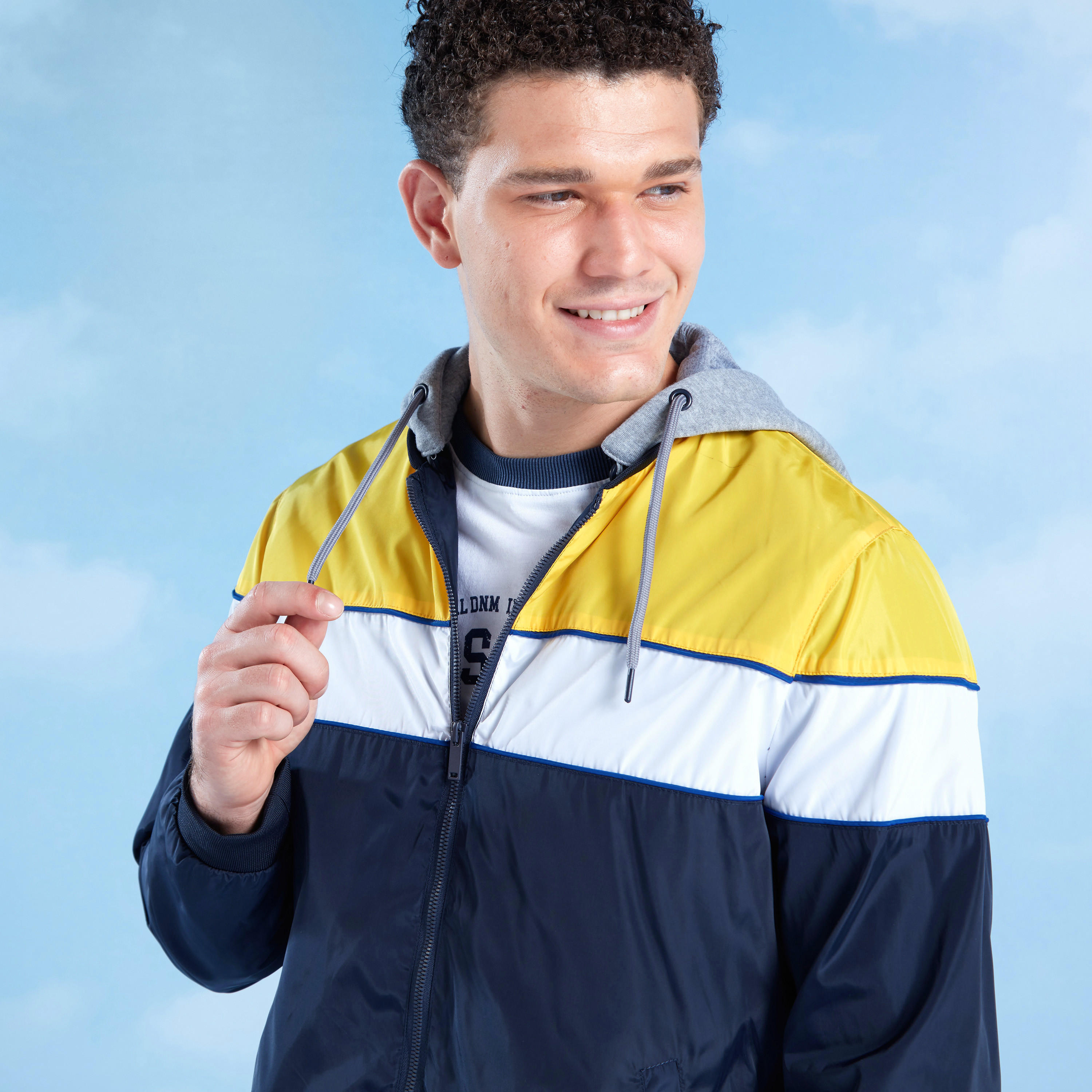 جاكيت بومبر قوالب ملوّنة بأكمام طويلة وتفاصيل جيوب-men-clothing-jacketsandblazers-jackets-image-1