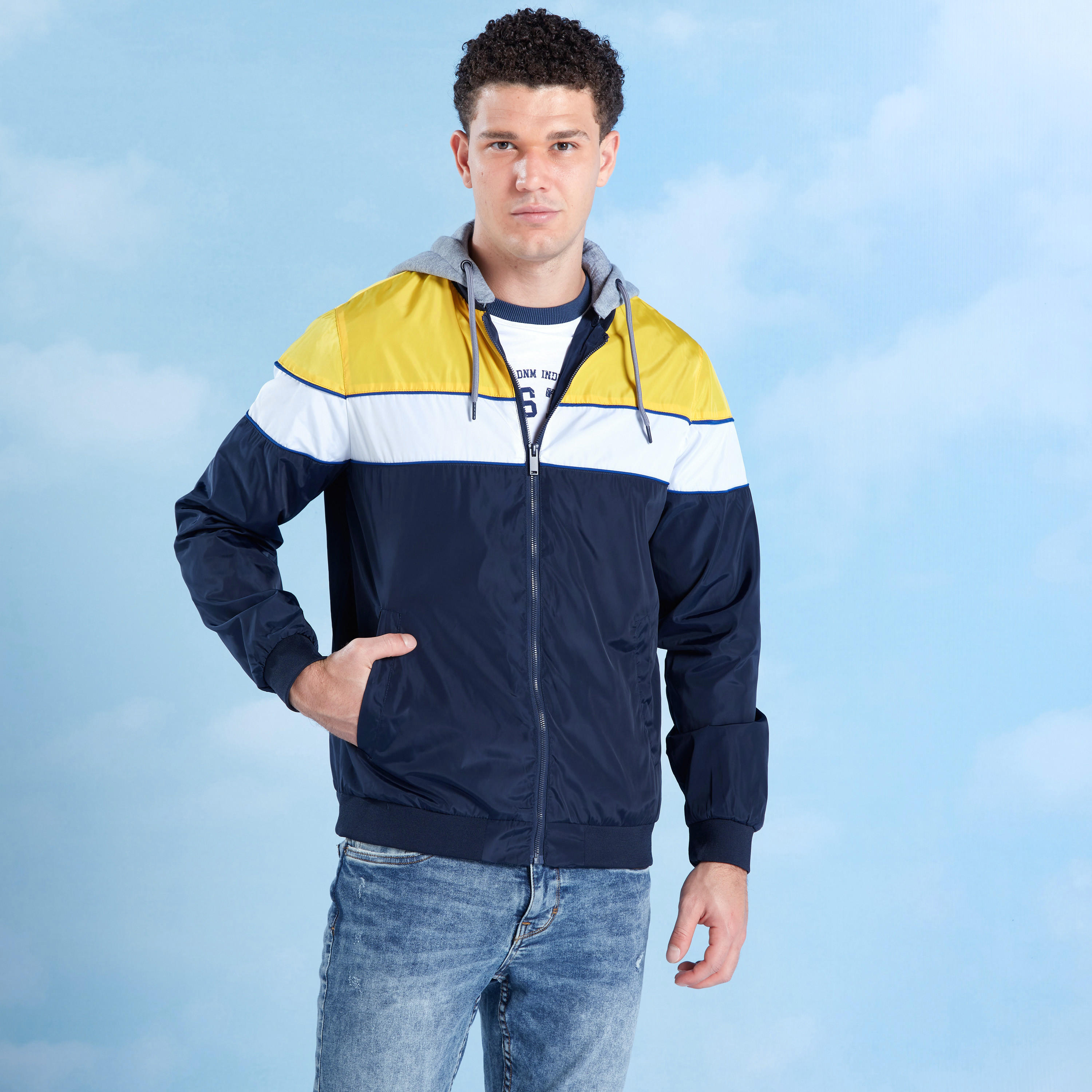 جاكيت بومبر قوالب ملوّنة بأكمام طويلة وتفاصيل جيوب-men-clothing-jacketsandblazers-jackets-image-3