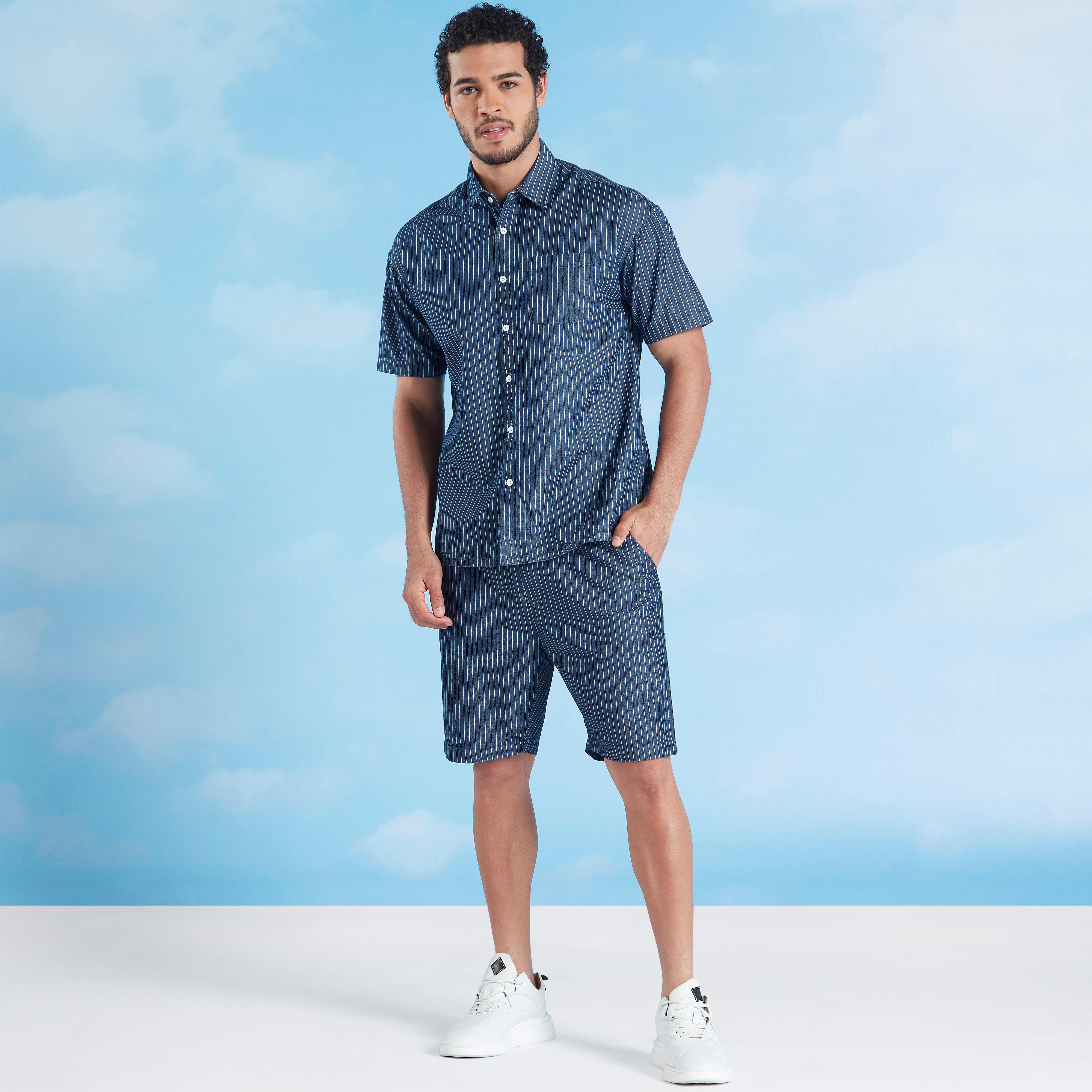 قميص مخطّط بأكمام قصيرة وجيب على الصّدر-men-clothing-bottoms-shorts-image-2