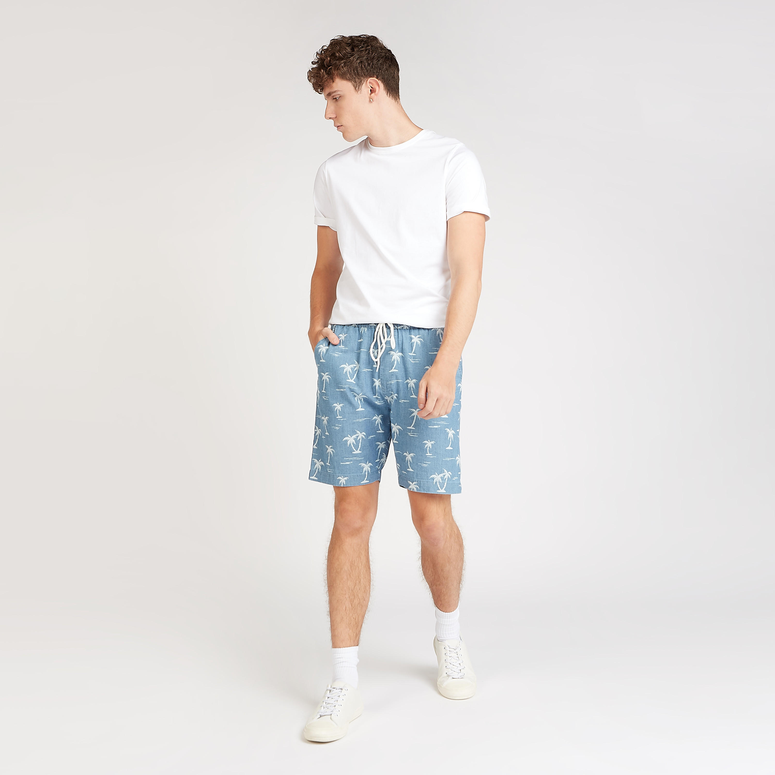 Printed Mid-Rise Shorts with Pocket Detail and Drawstring-men-clothing-bottoms-shorts-image-2