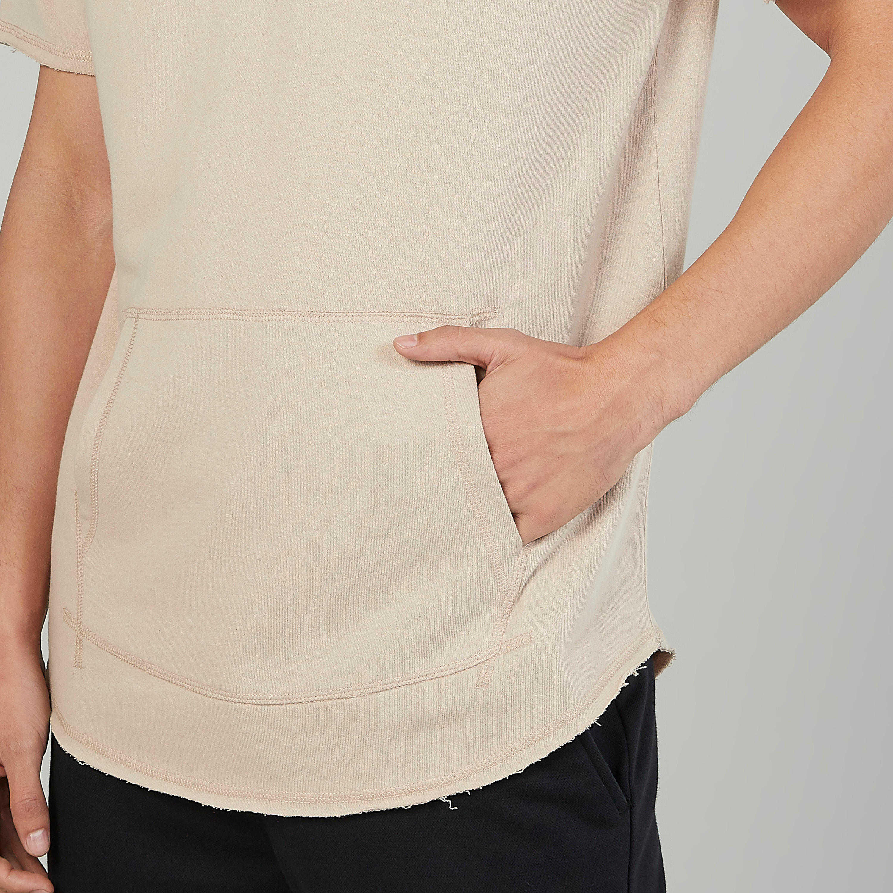 تيشيرت بارز الملمس بقصّة سليم وقبّعة وأكمام قصيرة وقبّعة-men-clothing-tshirtsandpolos-tshirts-image-5
