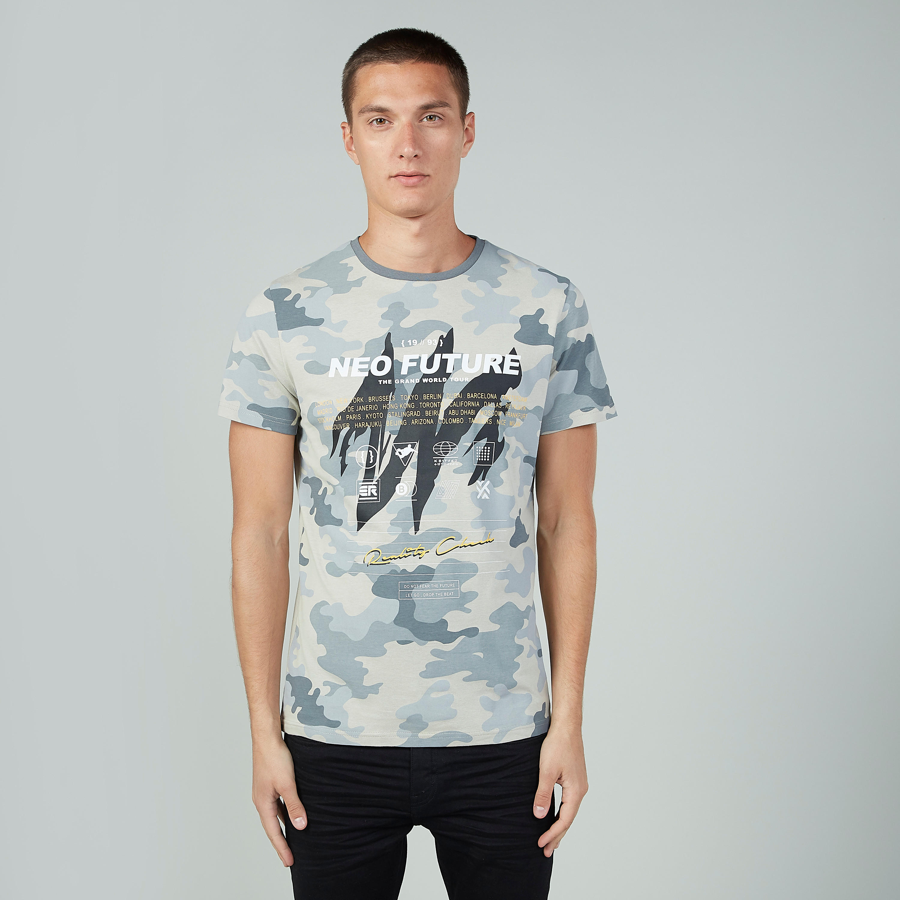 تيشيرت مستدام سليم بياقة ضيّقة وأكمام قصيرة وطبعات -men-clothing-tshirtsandpolos-tshirts-image-6