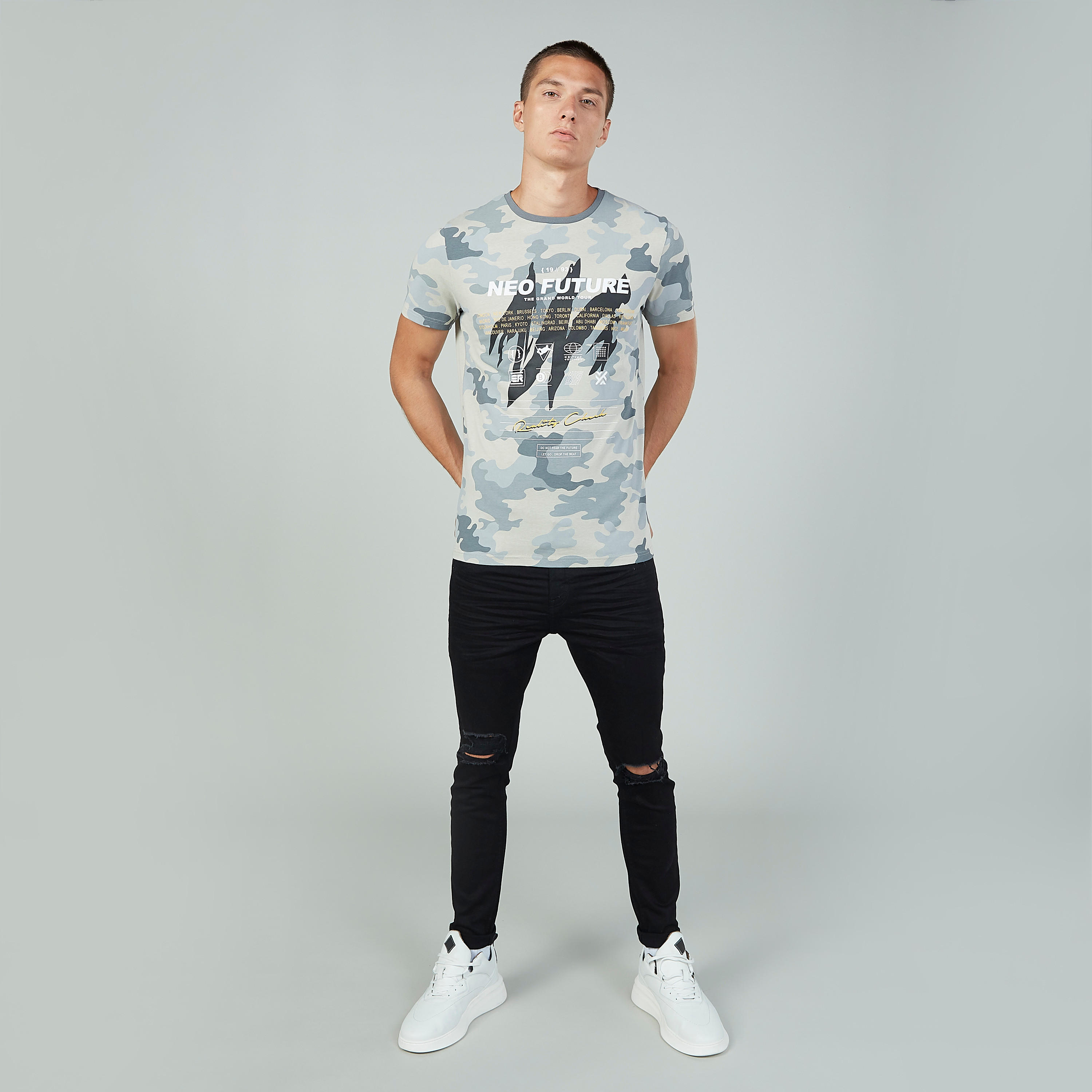 تيشيرت مستدام سليم بياقة ضيّقة وأكمام قصيرة وطبعات -men-clothing-tshirtsandpolos-tshirts-image-5