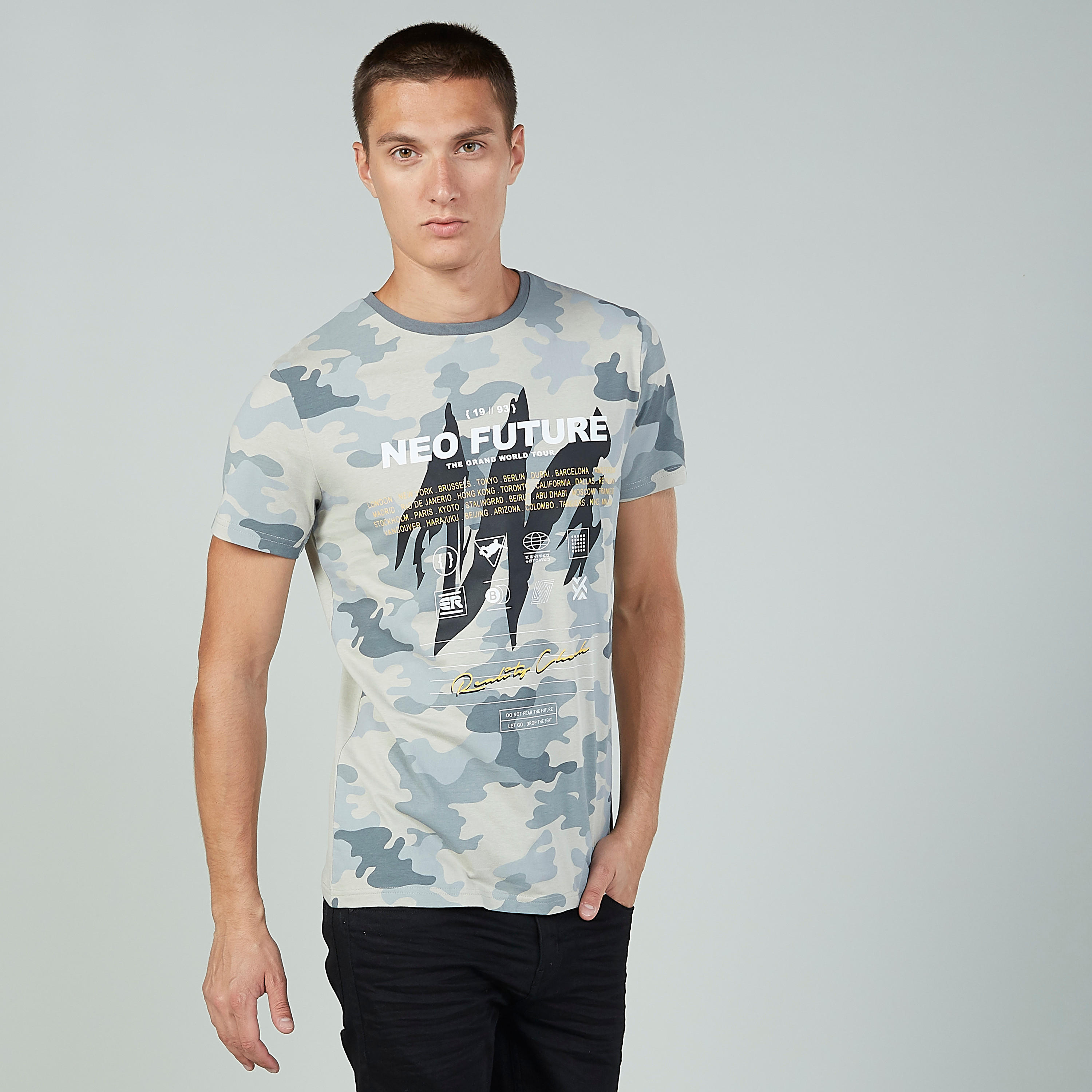 تيشيرت مستدام سليم بياقة ضيّقة وأكمام قصيرة وطبعات -men-clothing-tshirtsandpolos-tshirts-image-2