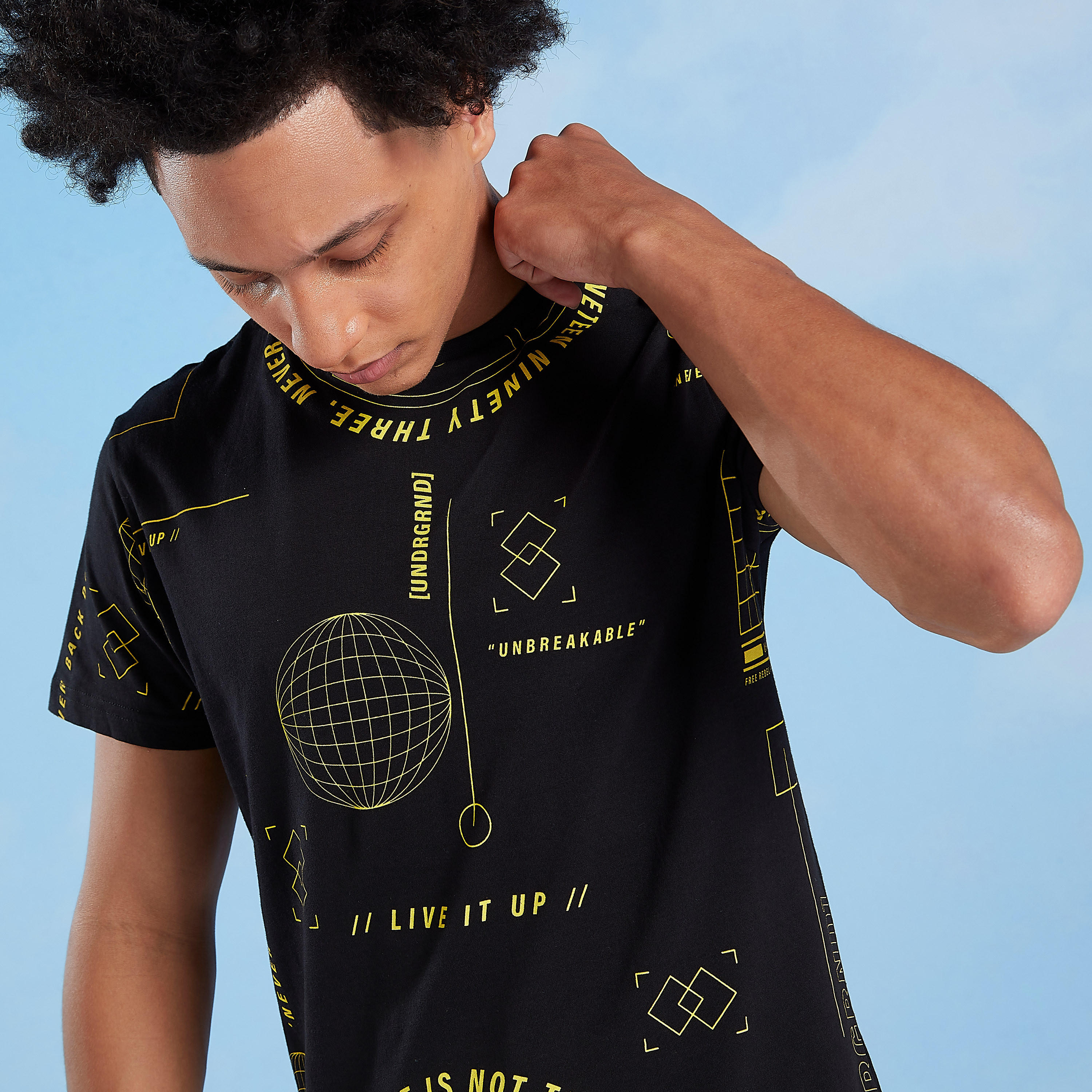 Sustainable Slim Fit Printed Crew Neck T-shirt with Short Sleeves-men-clothing-tshirtsandpolos-tshirts-image-4