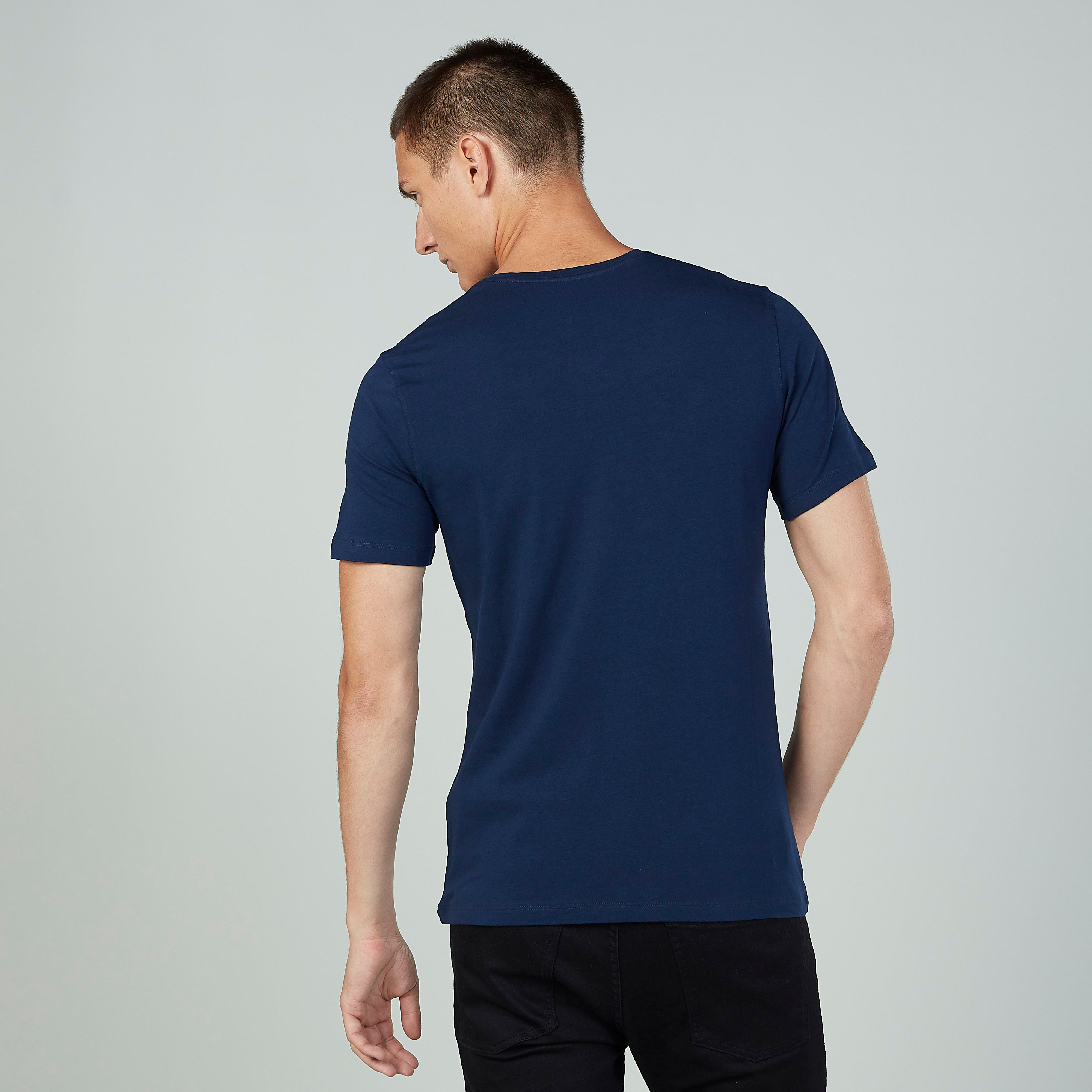 تيشيرت سادة بياقة V وأكمام قصيرة-men-clothing-tshirtsandpolos-tshirts-image-2